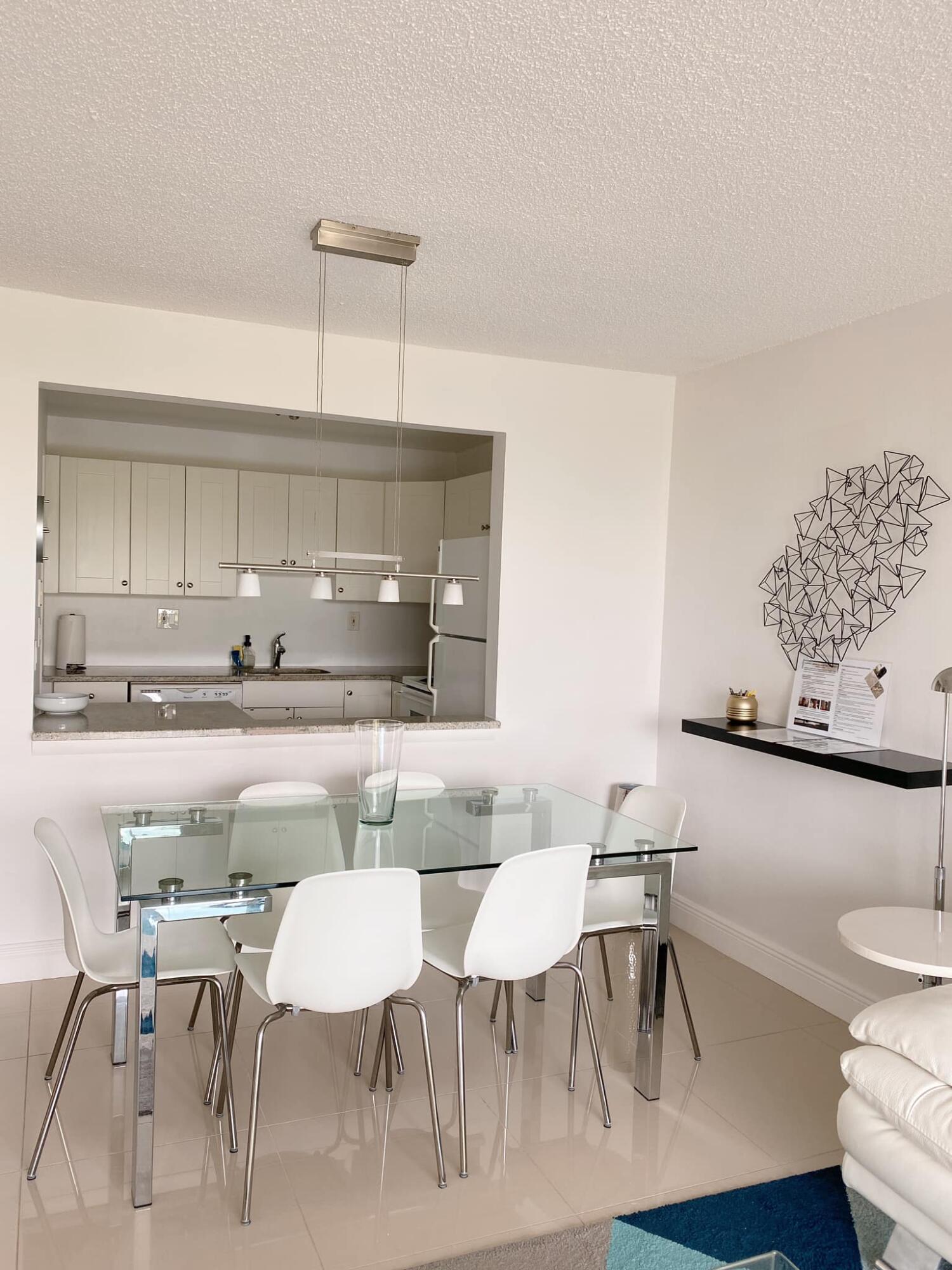 LAKESHORE CLUB CONDO - Residential Lease