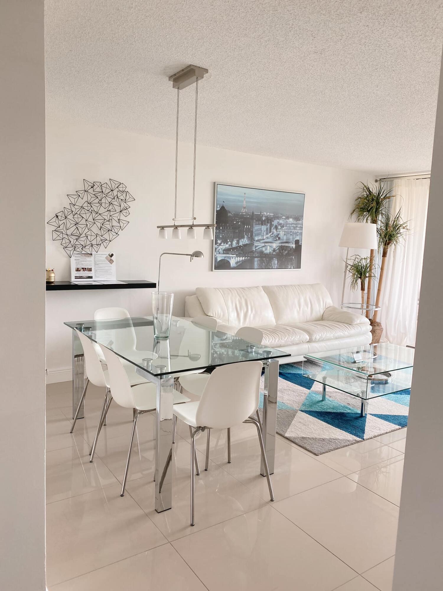 LAKESHORE CLUB CONDO - Residential Lease