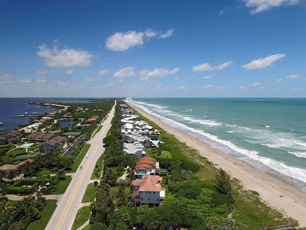 HUTCHINSON ISLAND - Residential