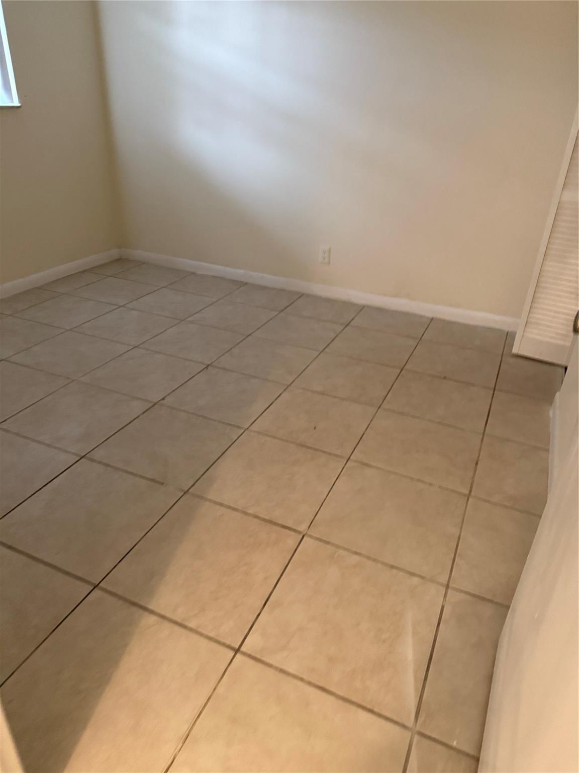 APPLE GREEN - Residential