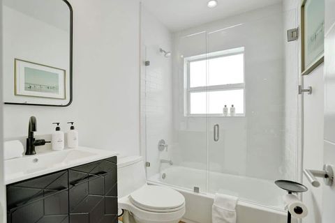 Tiny photo for 1043 N Victoria Park Road #1-2, Fort Lauderdale, FL 33304 (MLS # B26027238)