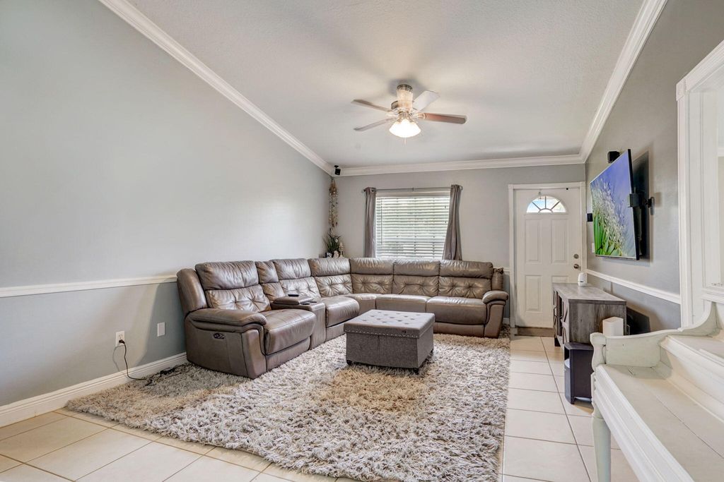 Photo of 17892 Hamlin Boulevard, Loxahatchee, FL 33470 (MLS # R10989055)