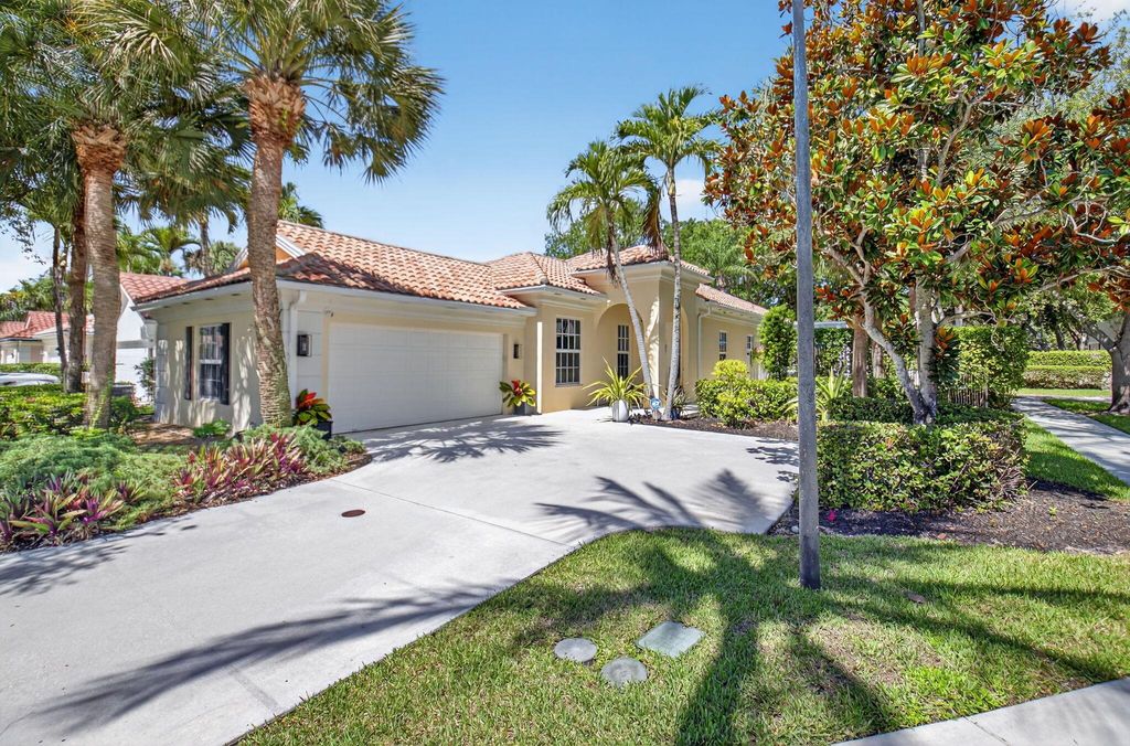 Photo of 2002 Valencia Drive, Delray Beach, FL 33445 (MLS # R11100632)