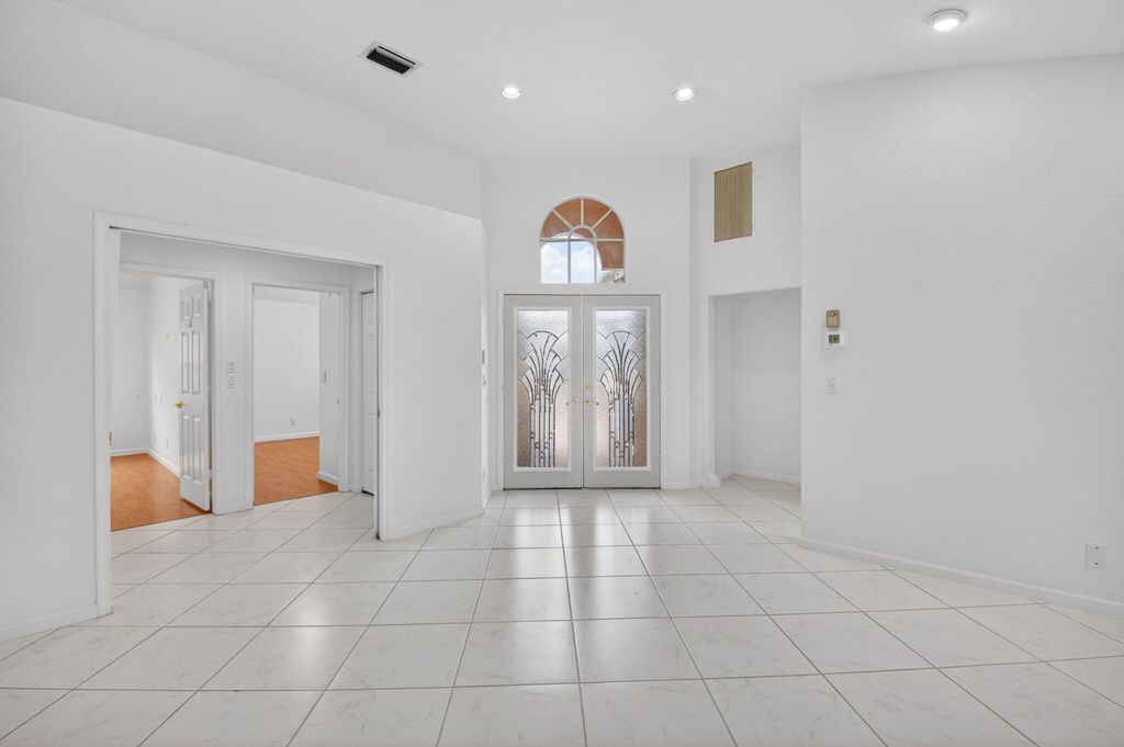 Photo of 7558 Ironbridge Circle, Delray Beach, FL 33446 (MLS # B26029640)