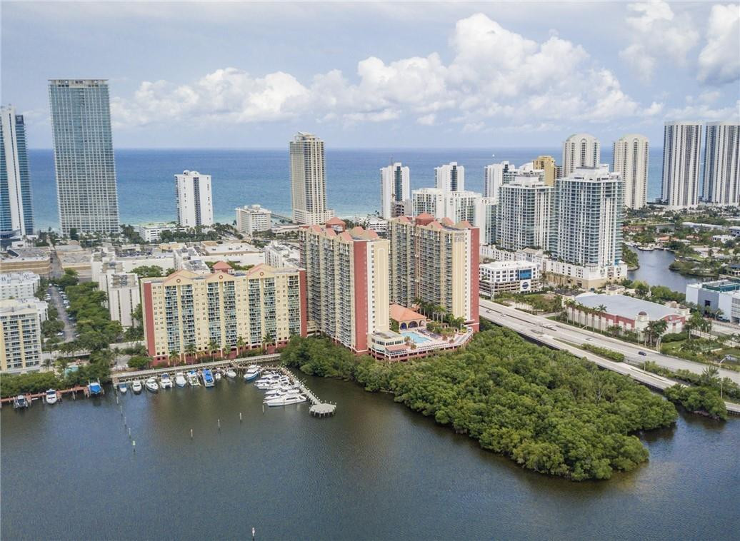 INTRACOSTAL YACHT CLUB - Residential Lease