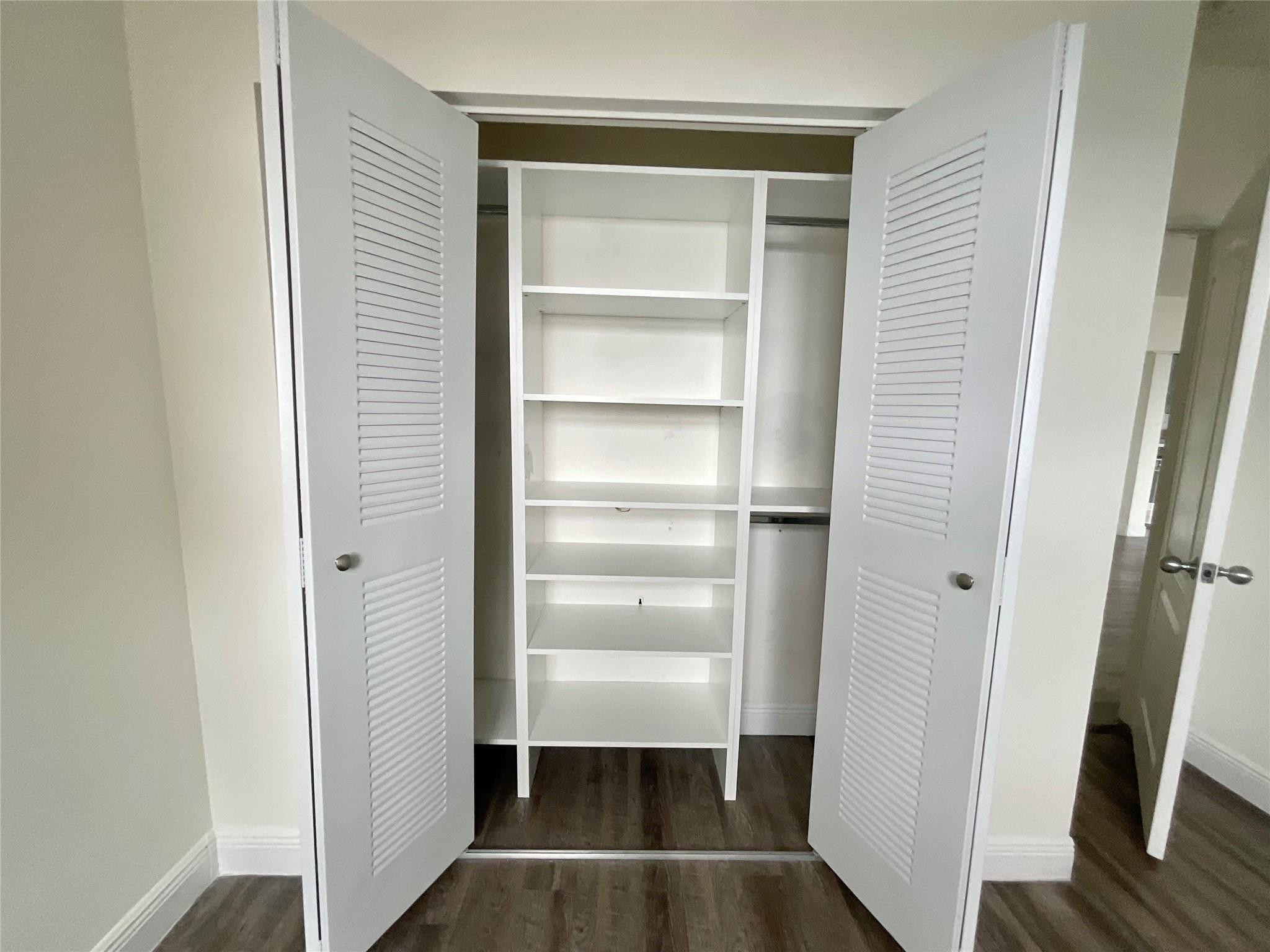 16900 N Bay Road 2-1211