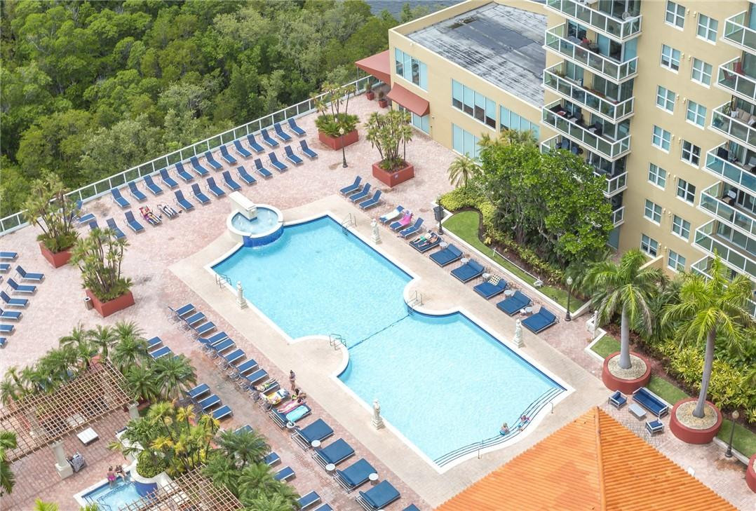 INTRACOSTAL YACHT CLUB - Residential Lease