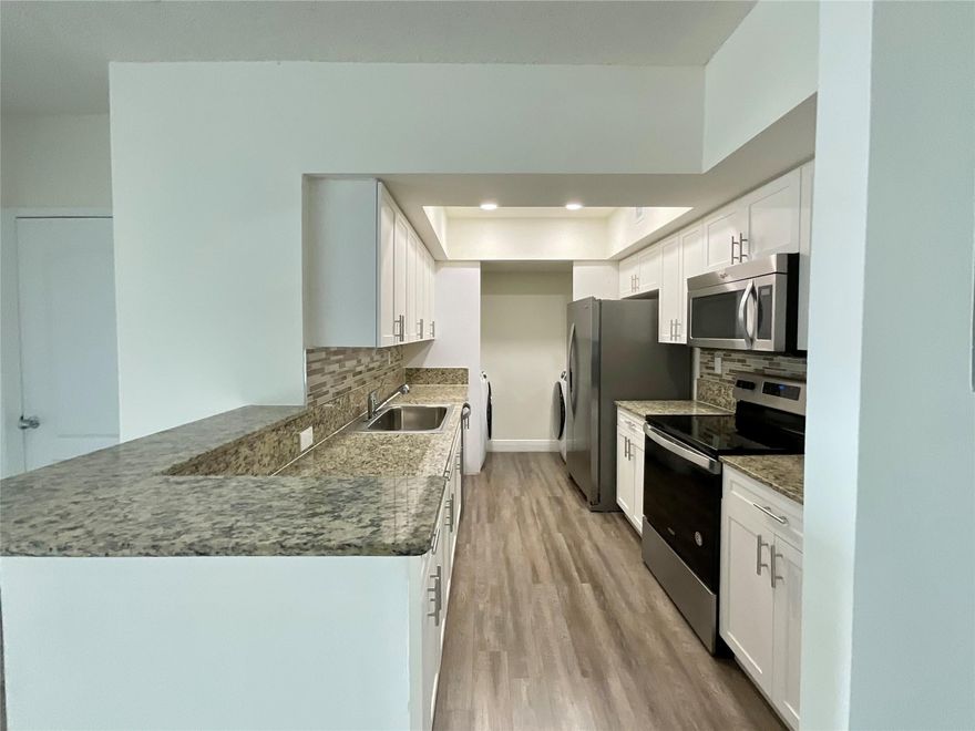 *$99 DEPOSIT (w.a.c) *FAST AND EASY MOVE IN *LARGE FRIENDLY PETS UP TO 60LBS OK. Gorgeous 2 bedroom split plan with an oversized master bedroom with a huge walk in closet! Intracostal Yacht Club is now leasing luxury waterfront 1,2 & 3 bedroom residences featuring huge living spaces, oversized bedrooms and tons of closet space. If you're looking for a spacious and well-appointed waterfront rental with resort-style amenities and beautifully maintained grounds, look no further. Intracostal Yacht Club offers all these lifestyle choices plus effortless expressway convenience and the piece of mind of gated