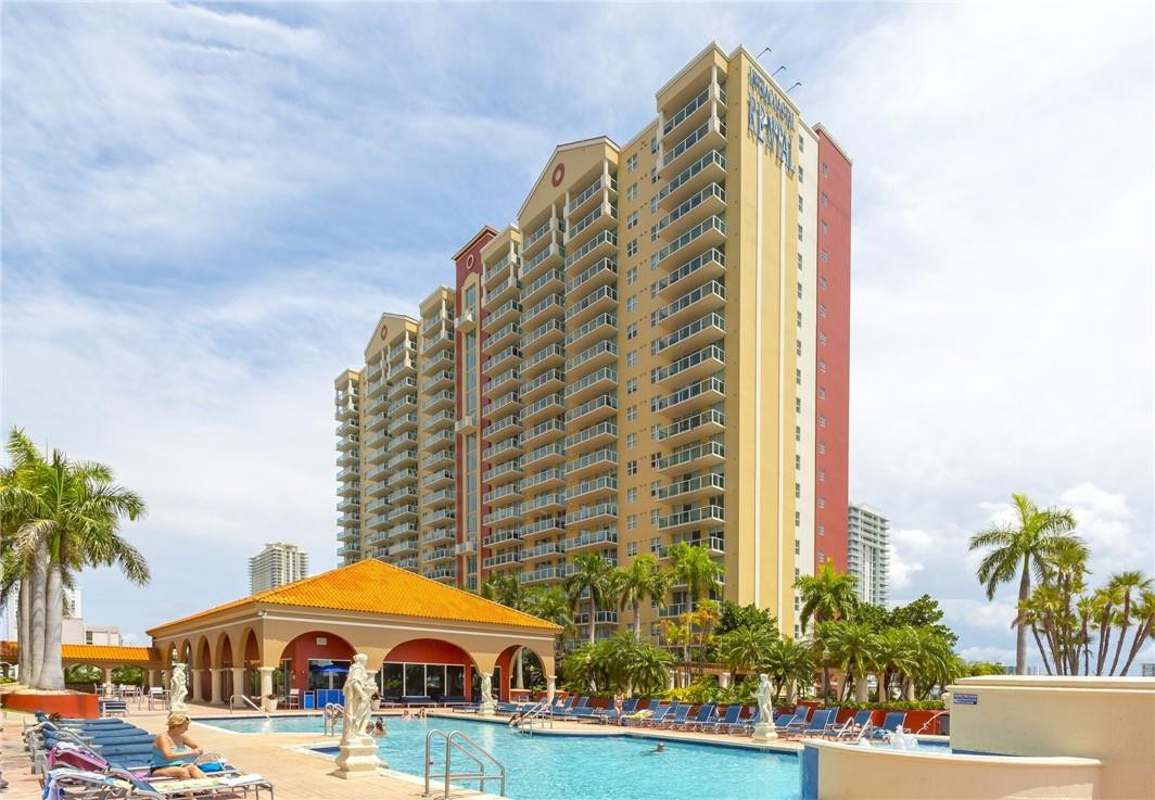 INTRACOSTAL YACHT CLUB - Residential Lease