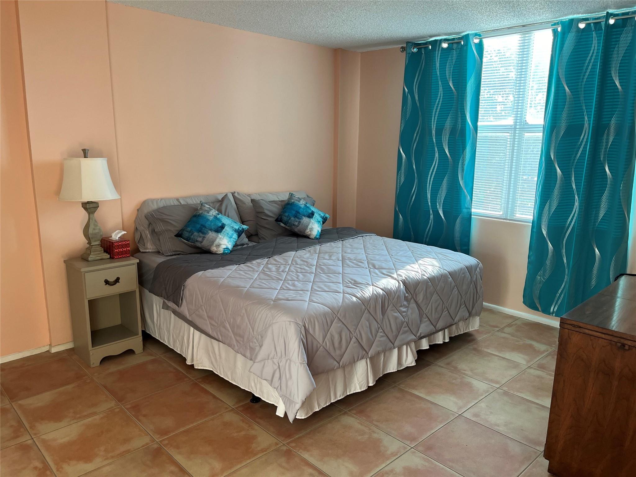 Royal Park Condominium - Residential