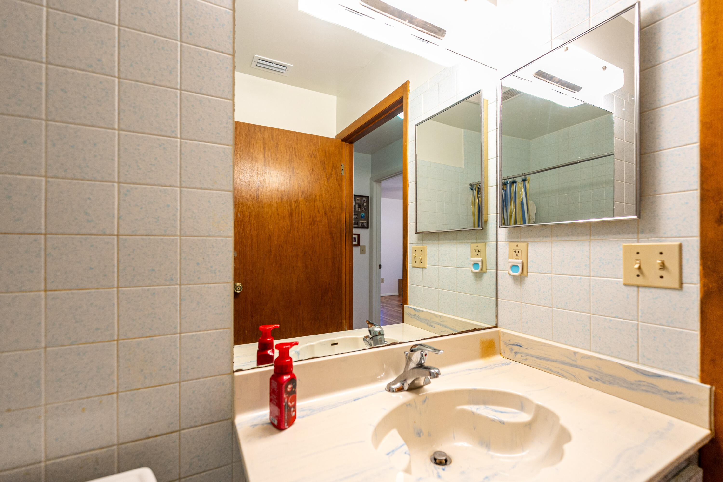 PARK TRAIL ACRES - Residential