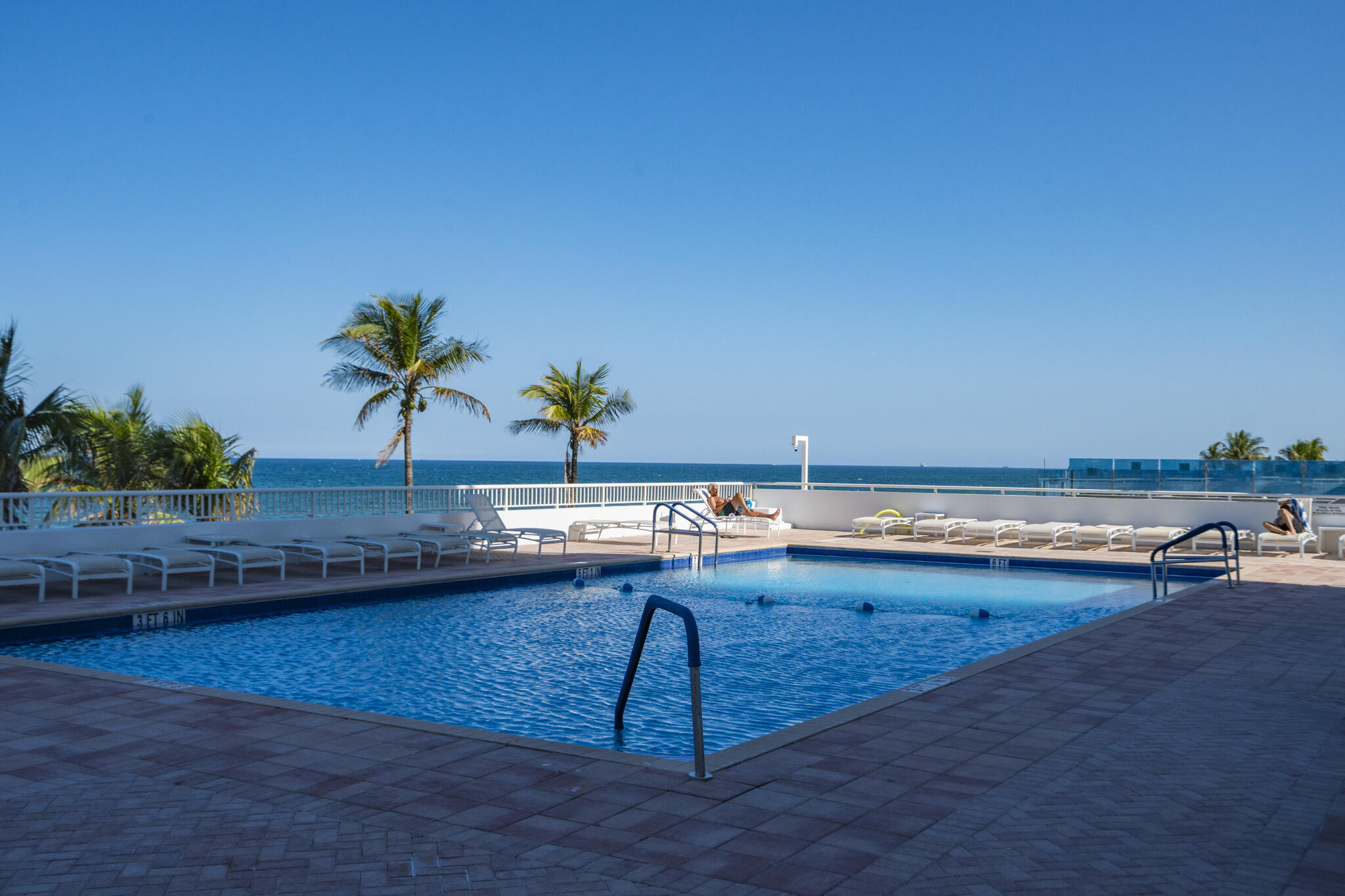 RENAISSANCE OF POMPANO BEACH - Residential