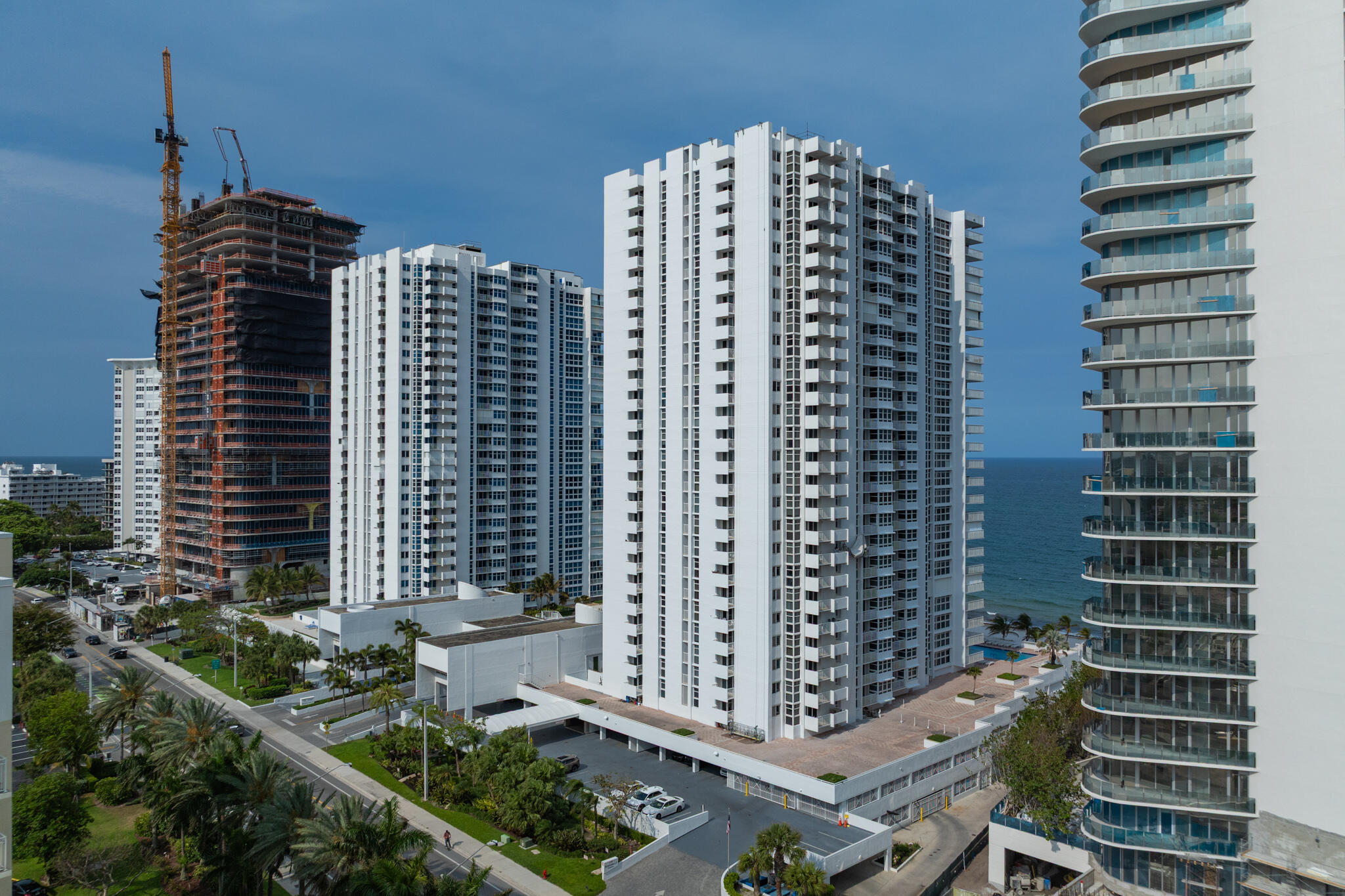 RENAISSANCE OF POMPANO BEACH - Residential