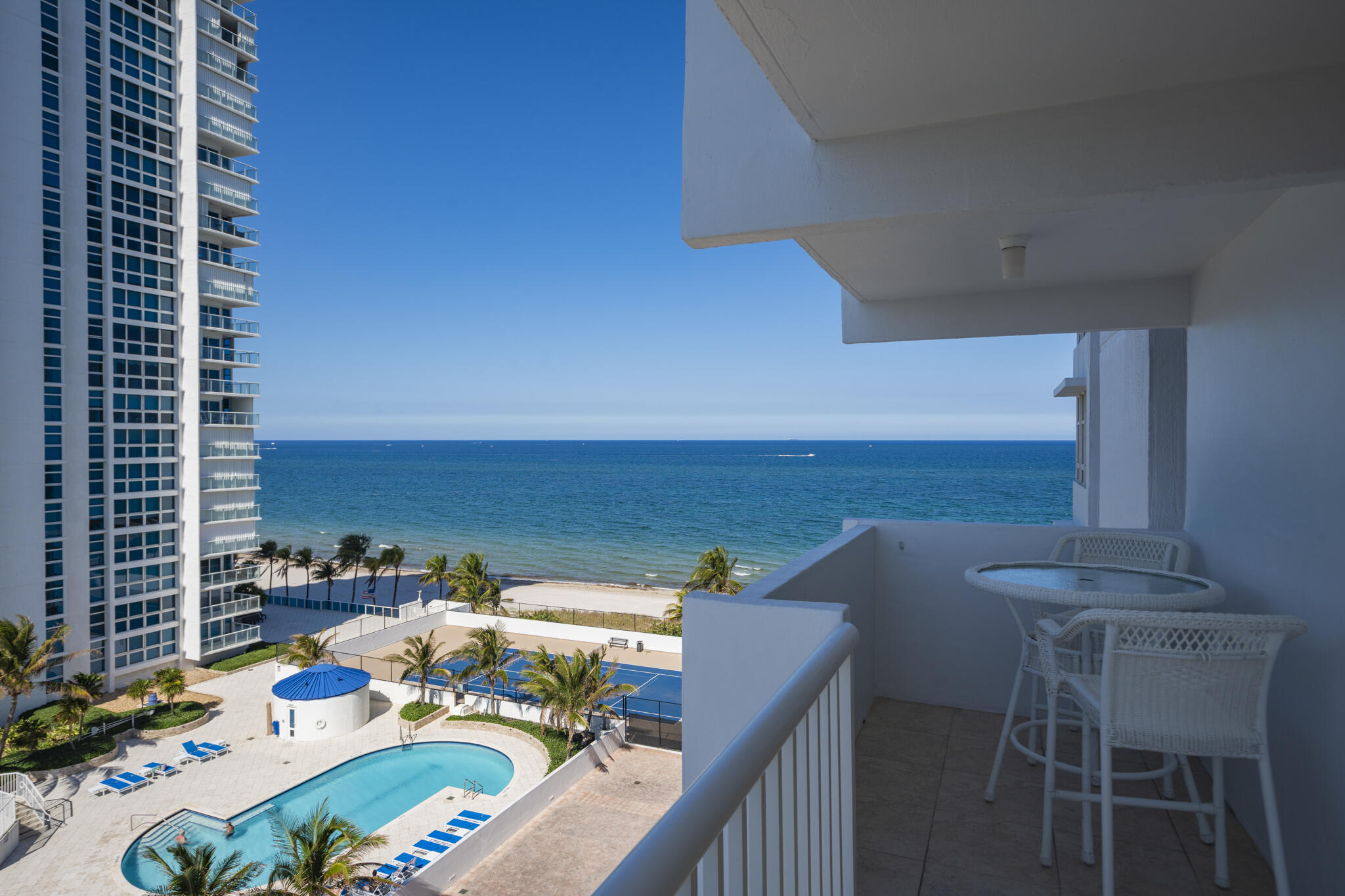 RENAISSANCE OF POMPANO BEACH - Residential