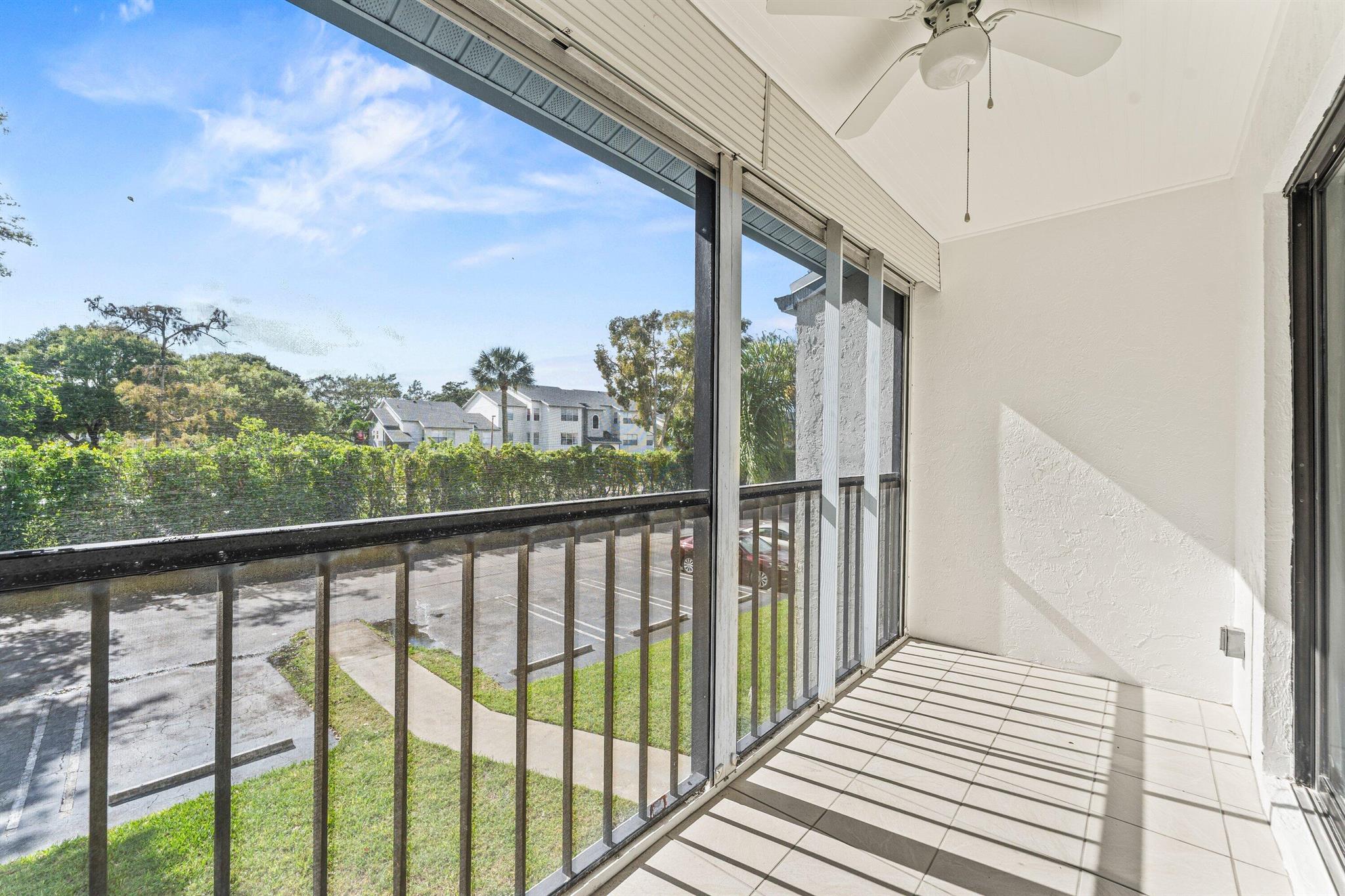 View photos, virtual tours, details... 1117 Green Pine Boulevard D2