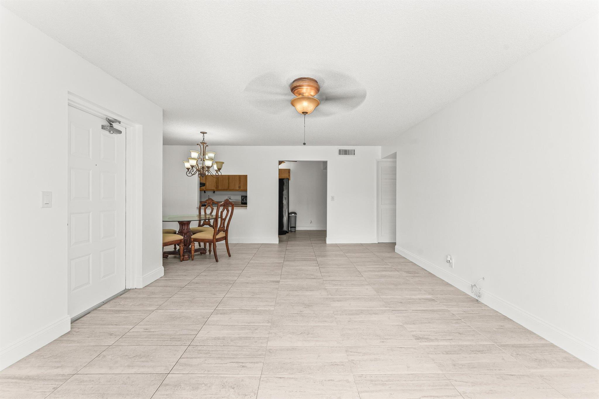 PALM CLUB VILLAGE II COND - Residential