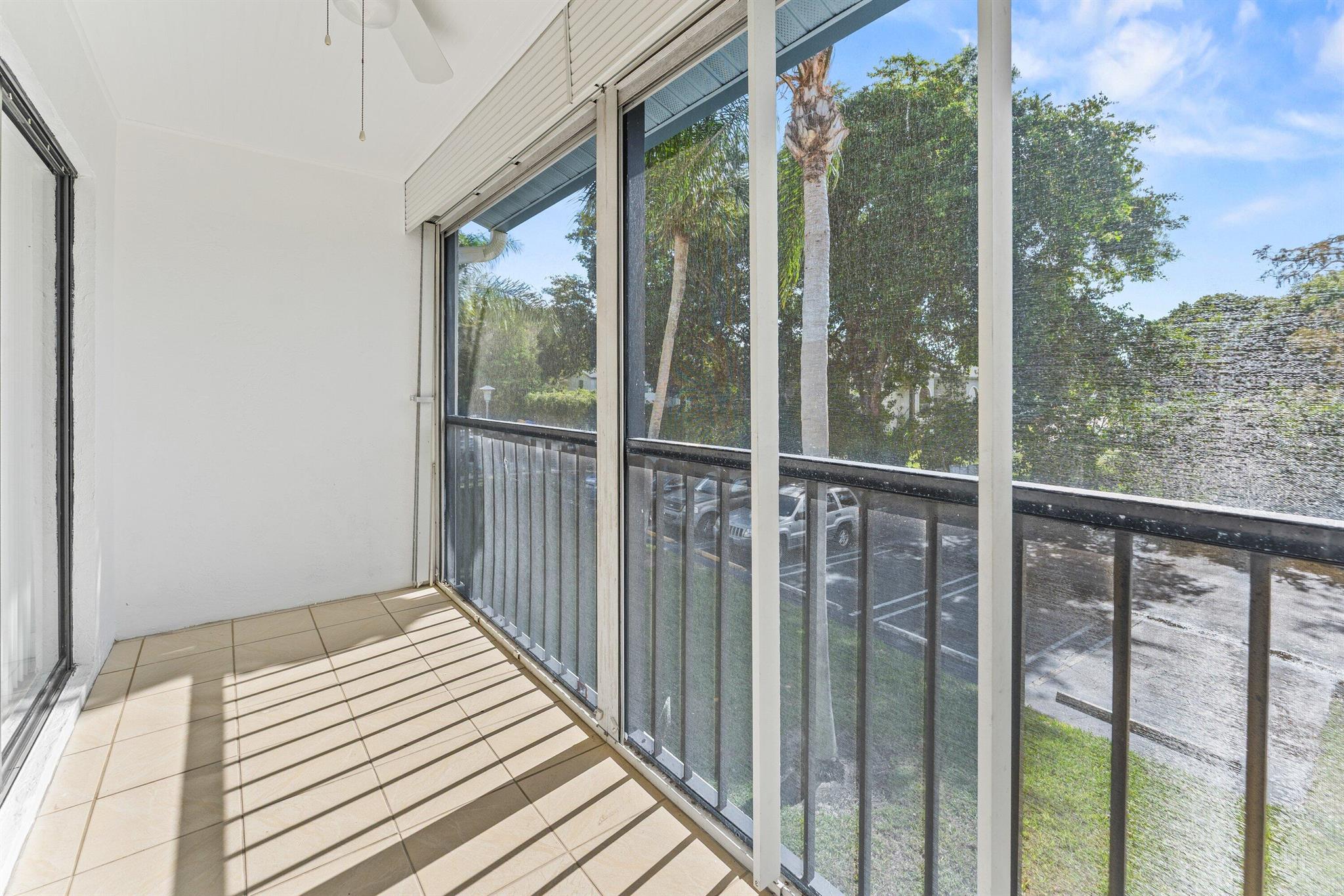 PALM CLUB VILLAGE II COND - Residential