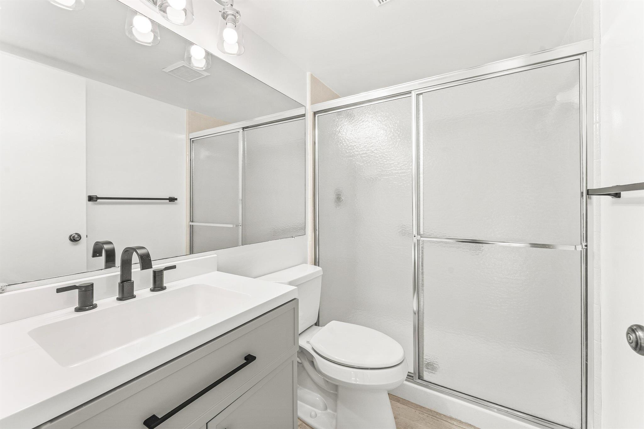 PALM CLUB VILLAGE II COND - Residential