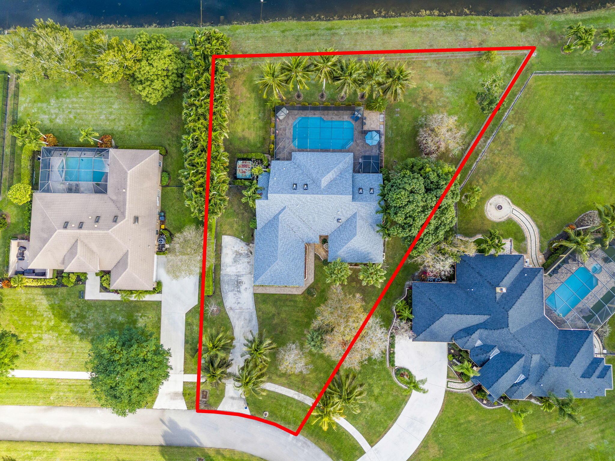 MEADOW WOOD OF THE LANDIN - Residential