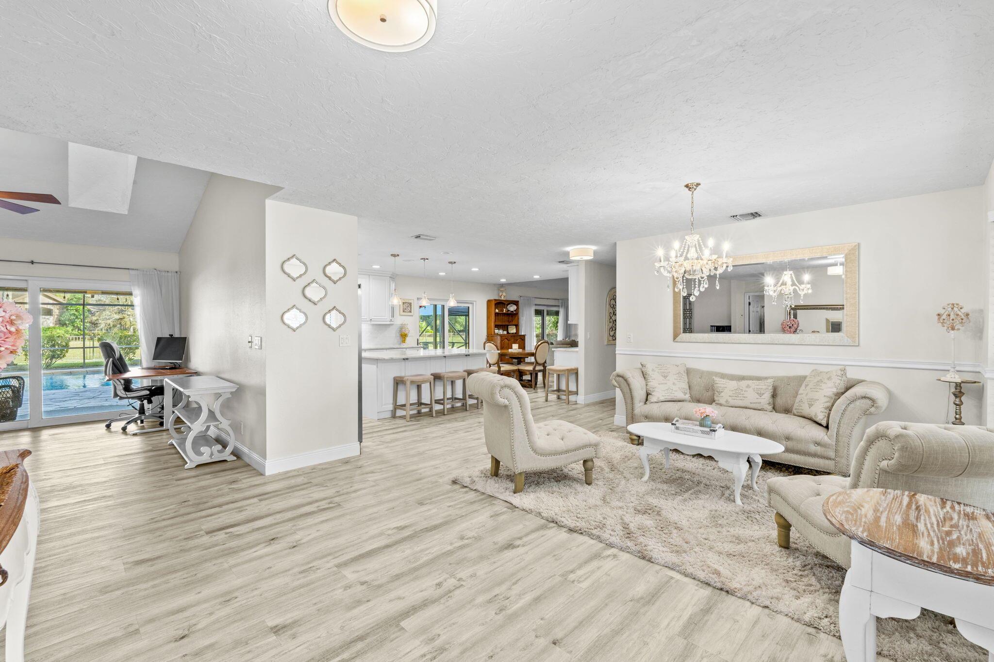 MEADOW WOOD OF THE LANDIN - Residential