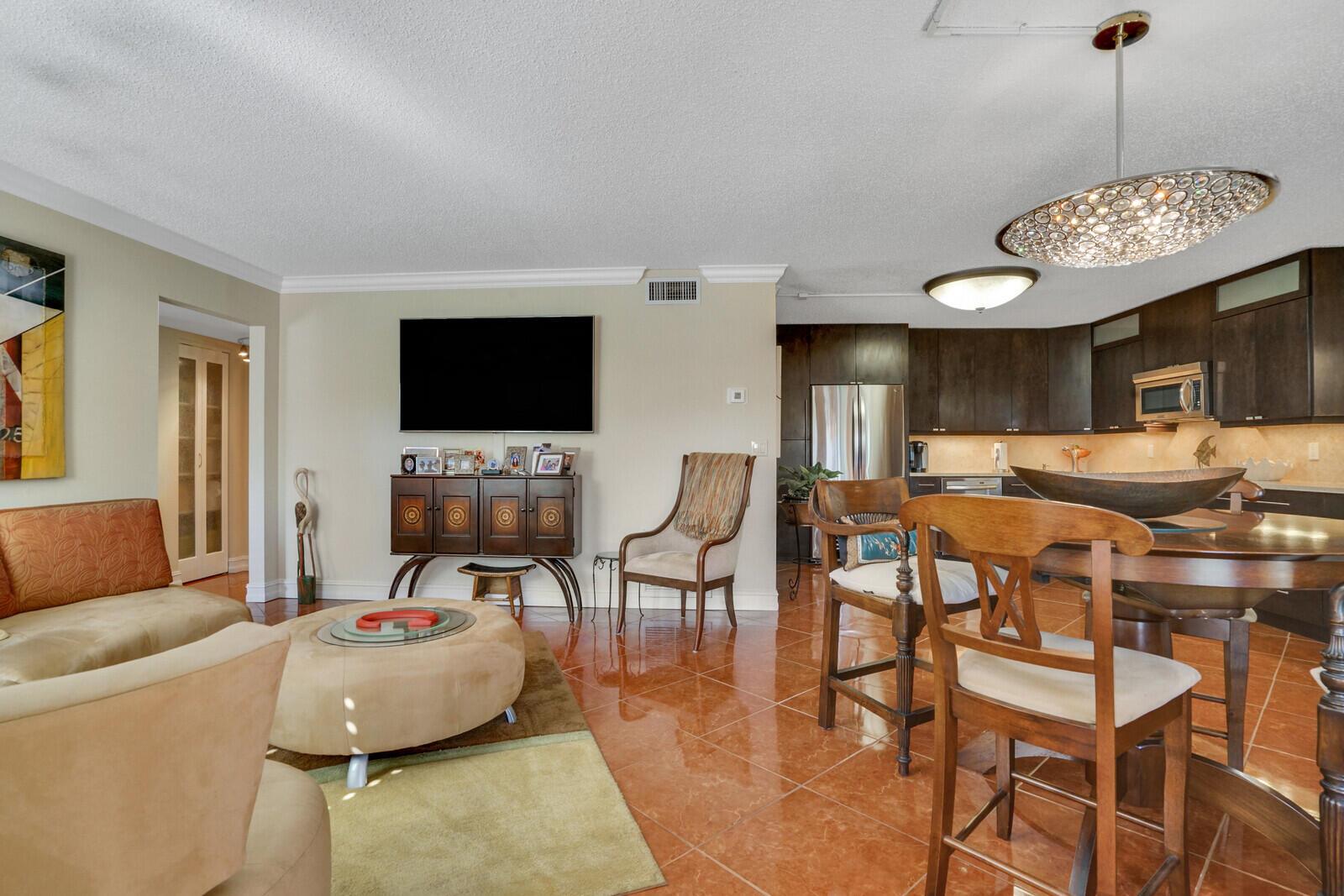 326 Knotty Pine Circle C-1