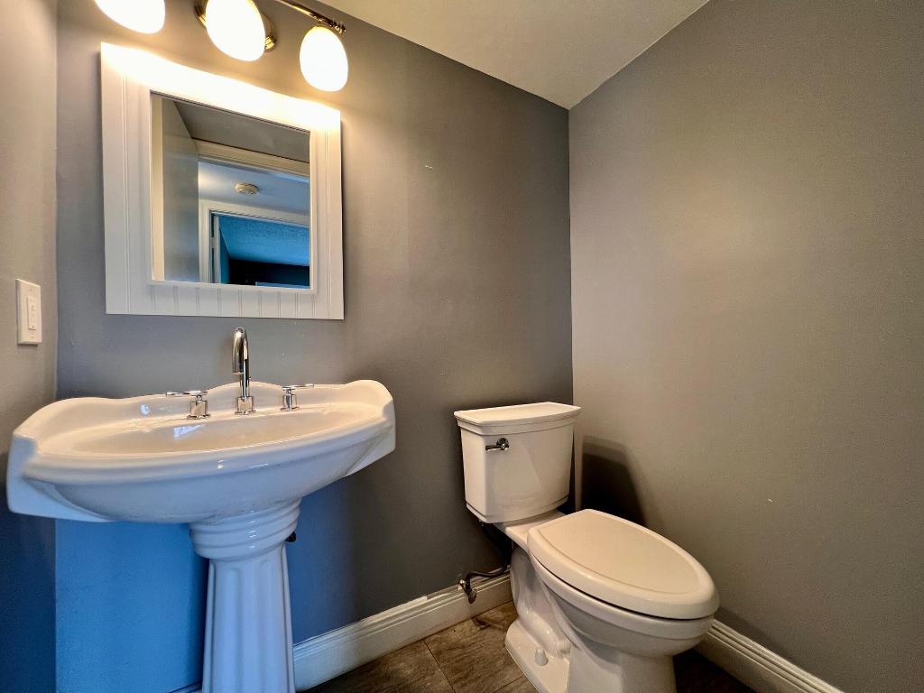 CENTURY VILLAGE - DORCHESTER CONDO - Residential Lease