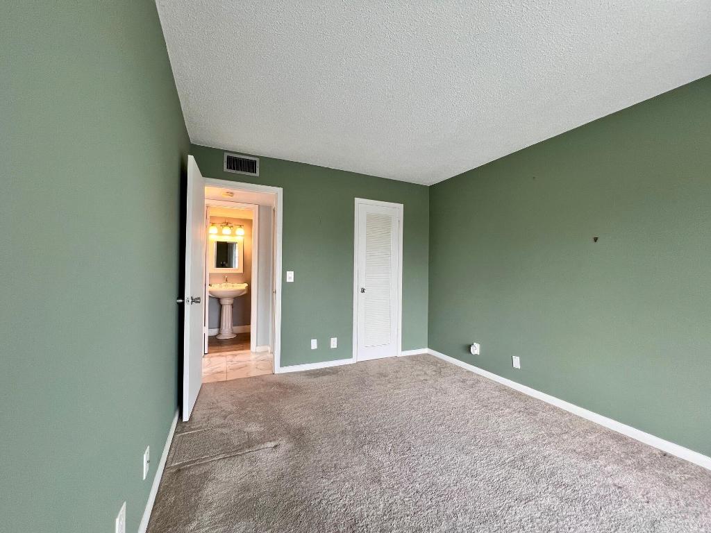 CENTURY VILLAGE - DORCHESTER CONDO - Residential Lease