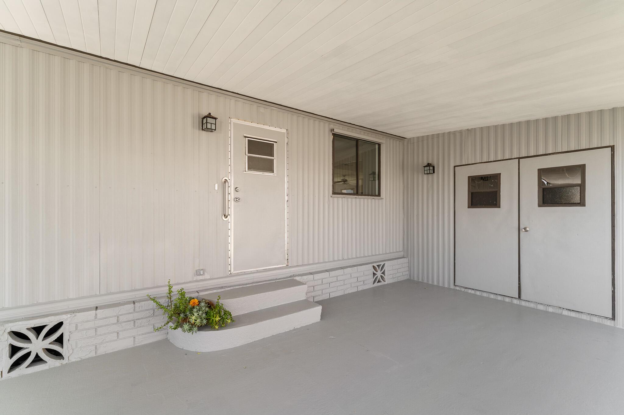 ST LUCIE FALLS (AKA RIVER - Residential