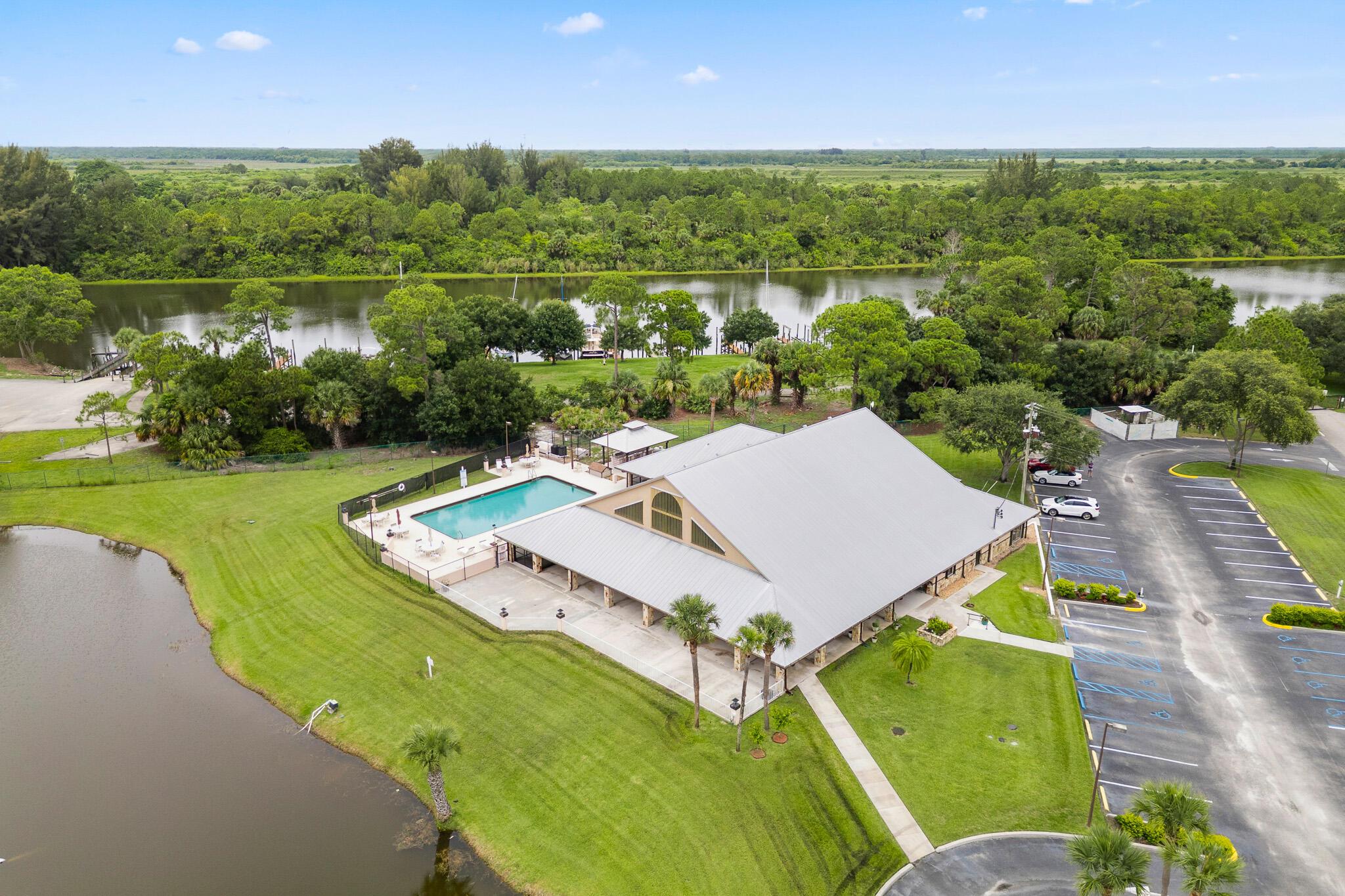 ST LUCIE FALLS (AKA RIVER - Residential