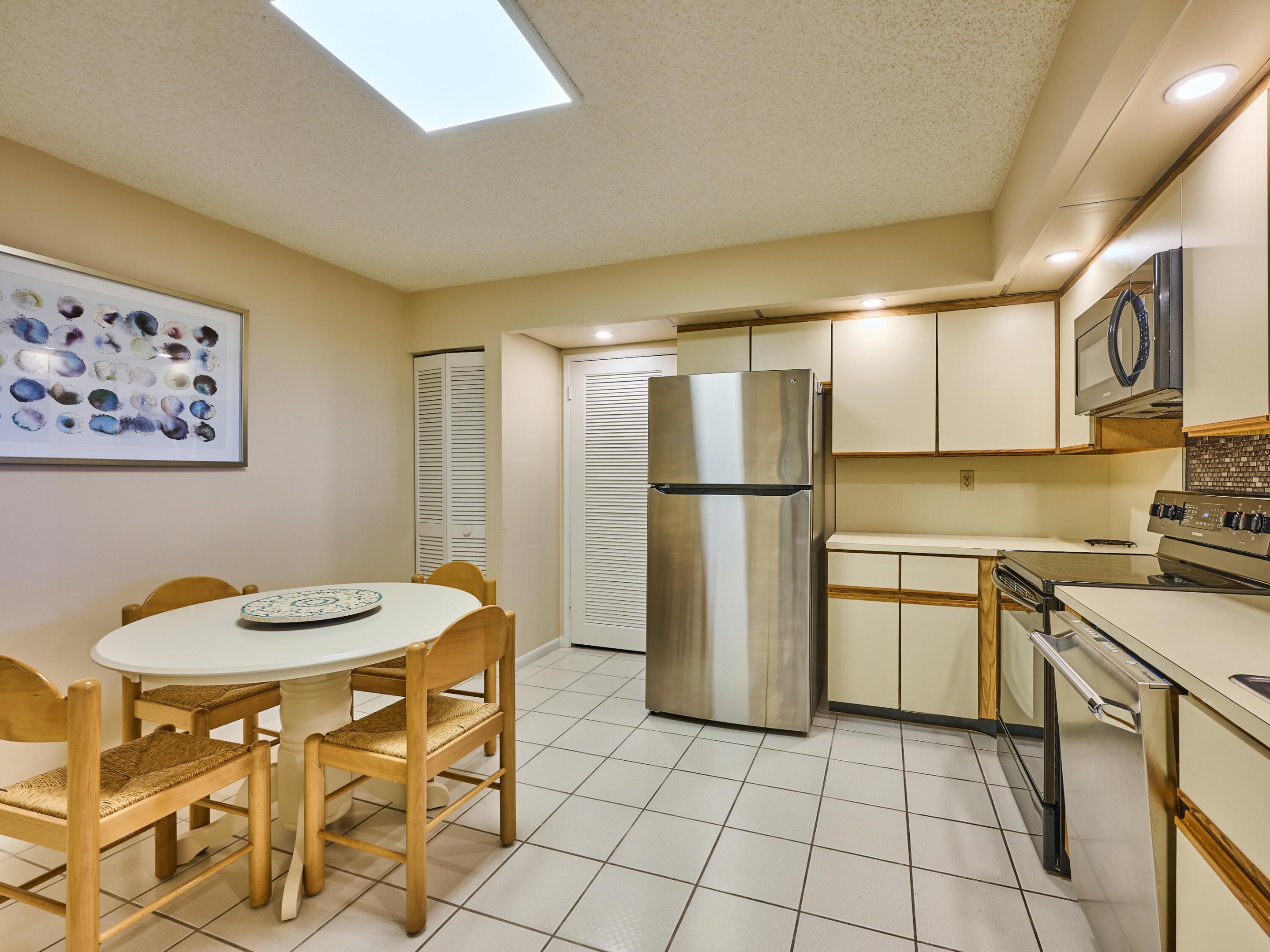 CORONADO AT HIGHLAND BEACH - Residential Lease