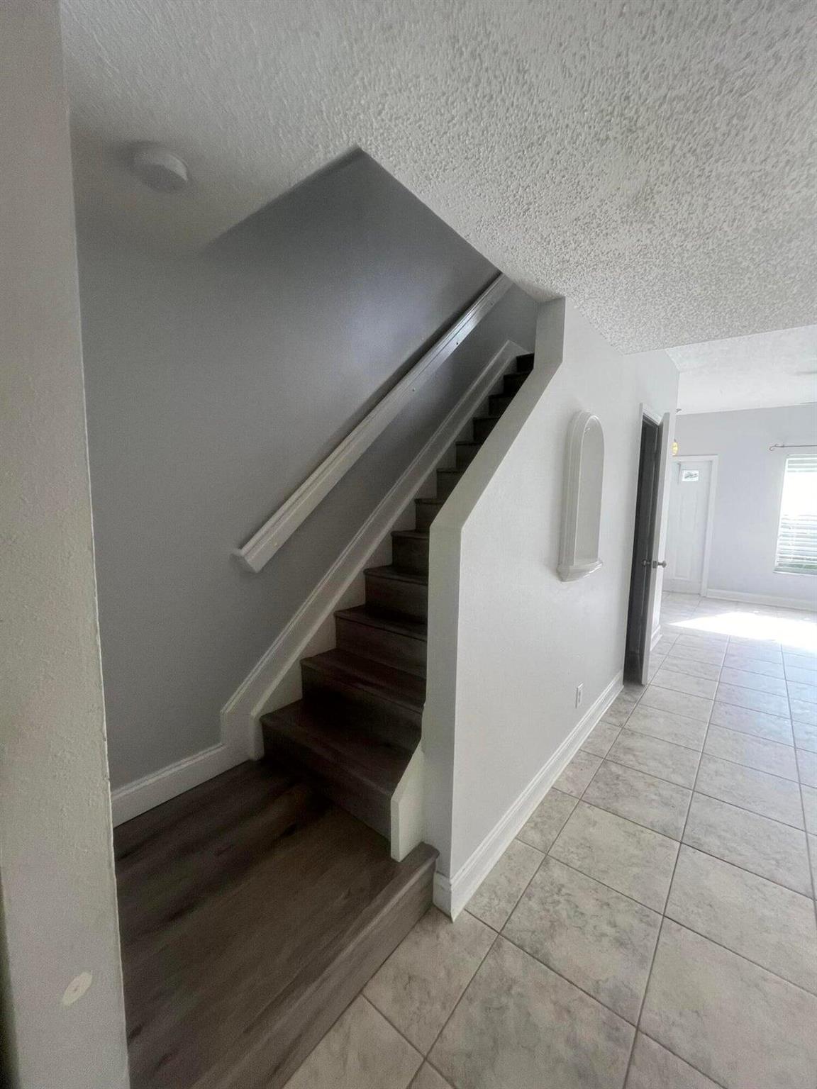 LAND SECTION 6-NORTH - Residential Lease