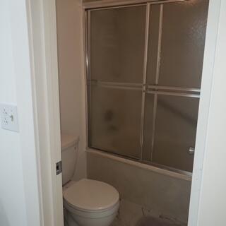 GREEN LAKES CONDO 1 THRU 21 OR3248P1 - Residential