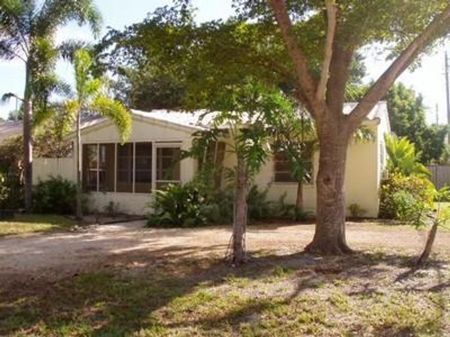 TARPON RIVER IS SOOOO HOT !! NOTHING FOR SALE REALLY UNDER A MILLION DOLLARS. JUST TOOK THIS LISTING TODAY AND WHAT A SURPRISE. WAS GOING TO MARKET IT FOR DEVELOPERS. WHAT A SWEET PROPERTY THIS IS. ITS SCREAMING FOR THE RIGHT BUYER WHO WANTS TO MAKE IT THEIR HOME. CORNER LOT, NEWER ROOF, NEWER AIRCONDITIONING 6 YEARS, HURRICANE SHUTTERS EVERYWHERE, ELECTRIC UPGRADE  REDONE INTERIOR A FEW YEARS AGO, HUGE CORNER LOT GARDEN, SWEETEST FRONT PORCH ALL SCREENED IN, LOTS OF STORAGE. TOTALLY MOVE IN READY, QUIET STREET (DEAD END) DONT DELAY LOOKING AT THIS. CURRENTLY RENTED BY AN AMAZING ARTIST, SHE'S MOVING SO LOTS OF BOXES. DID I MENTION ITS IN TARPON RIVER????