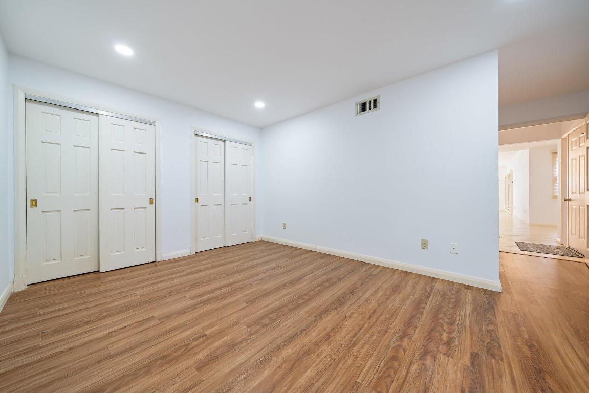 JUPITER HILLS VILLAGE CONDO - Residential