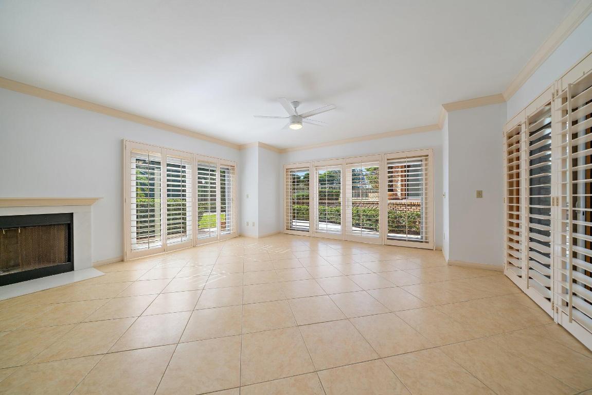 JUPITER HILLS VILLAGE CONDO - Residential