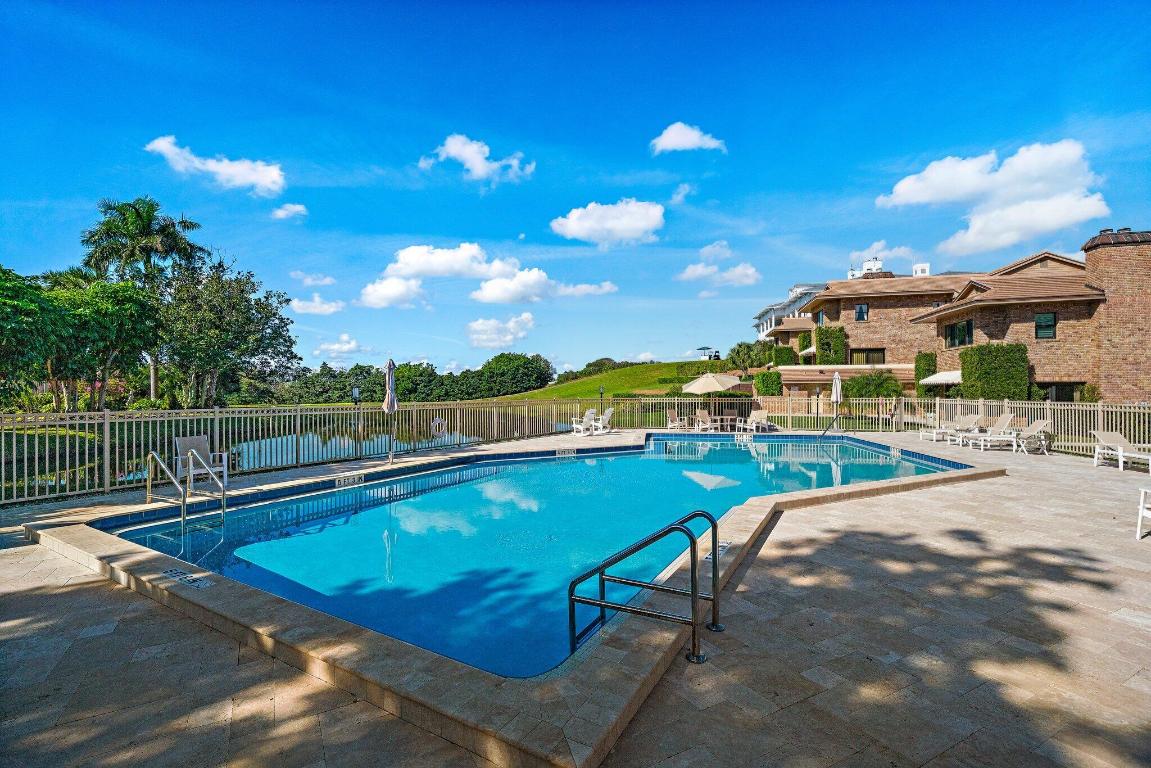 JUPITER HILLS VILLAGE CONDO - Residential