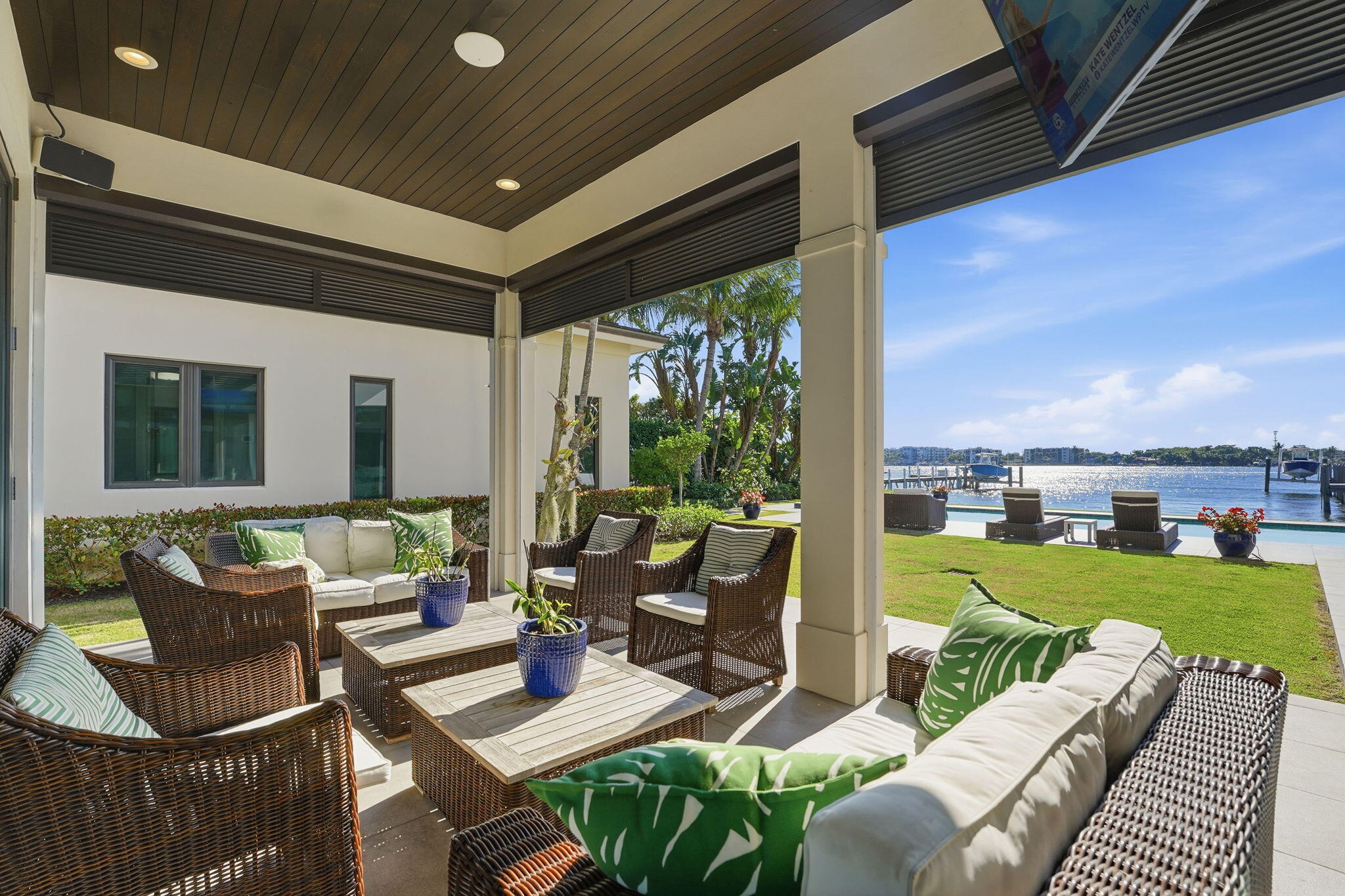 Hypoloxo Island - Residential