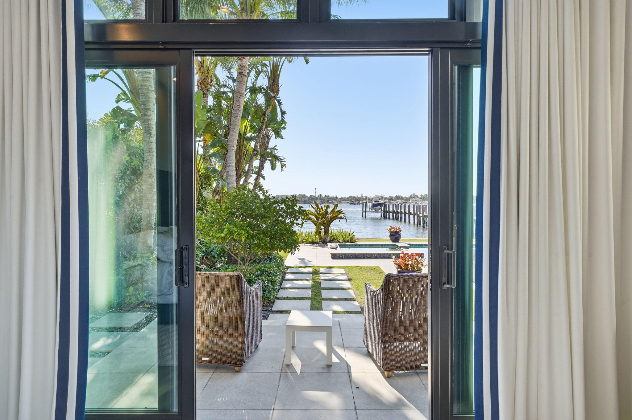 Hypoloxo Island - Residential