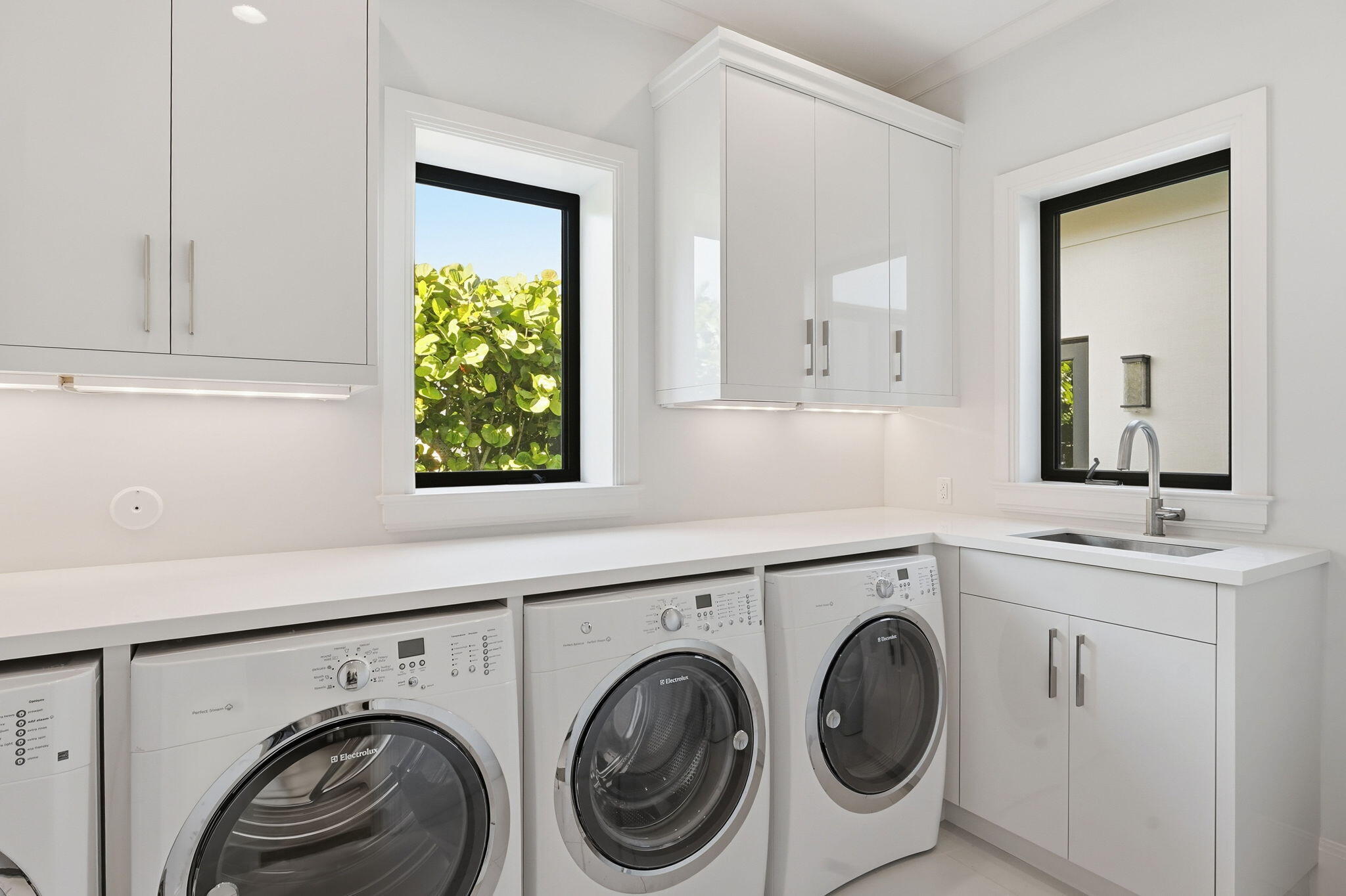 Hypoloxo Island - Residential