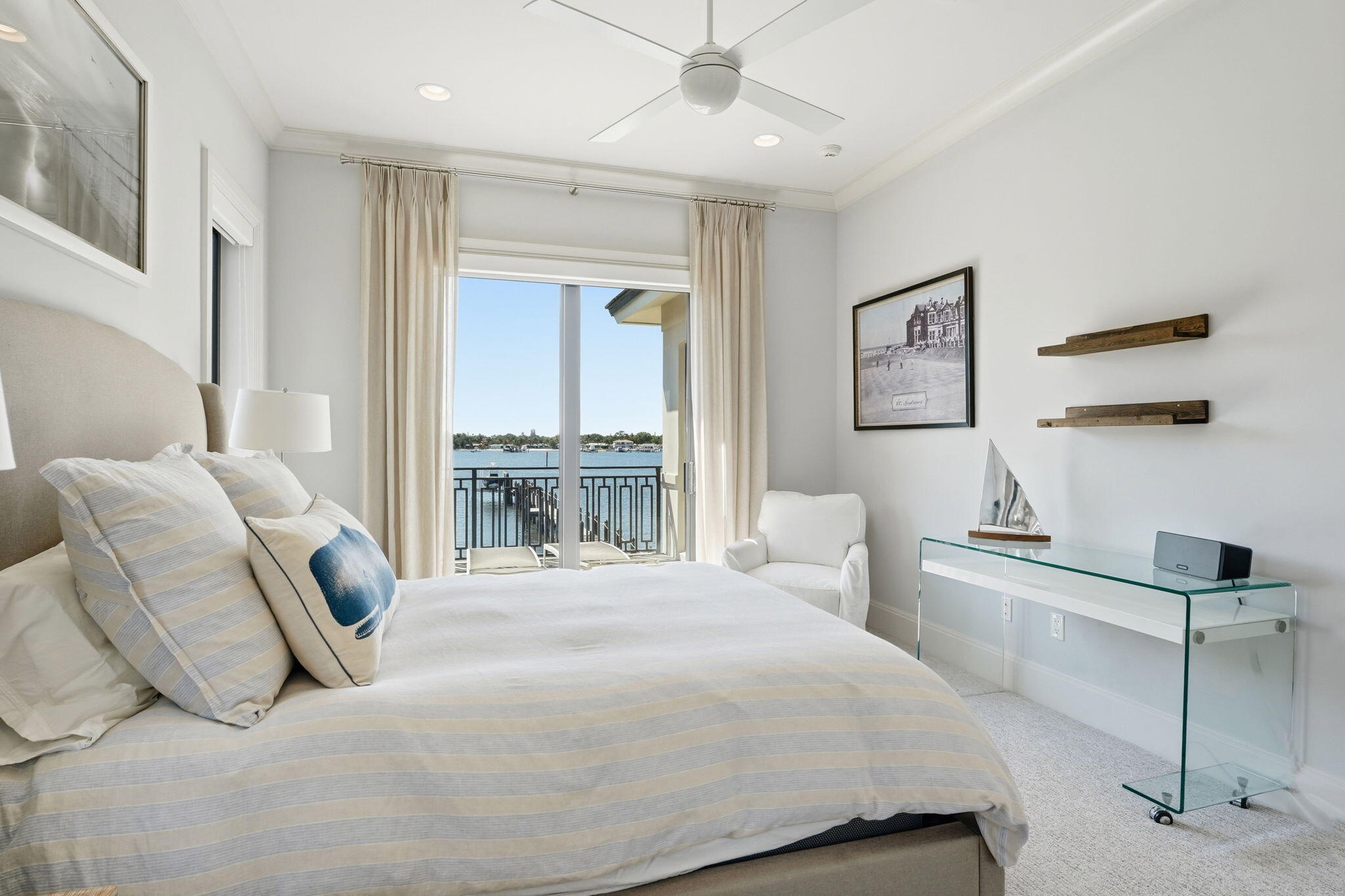 Hypoloxo Island - Residential