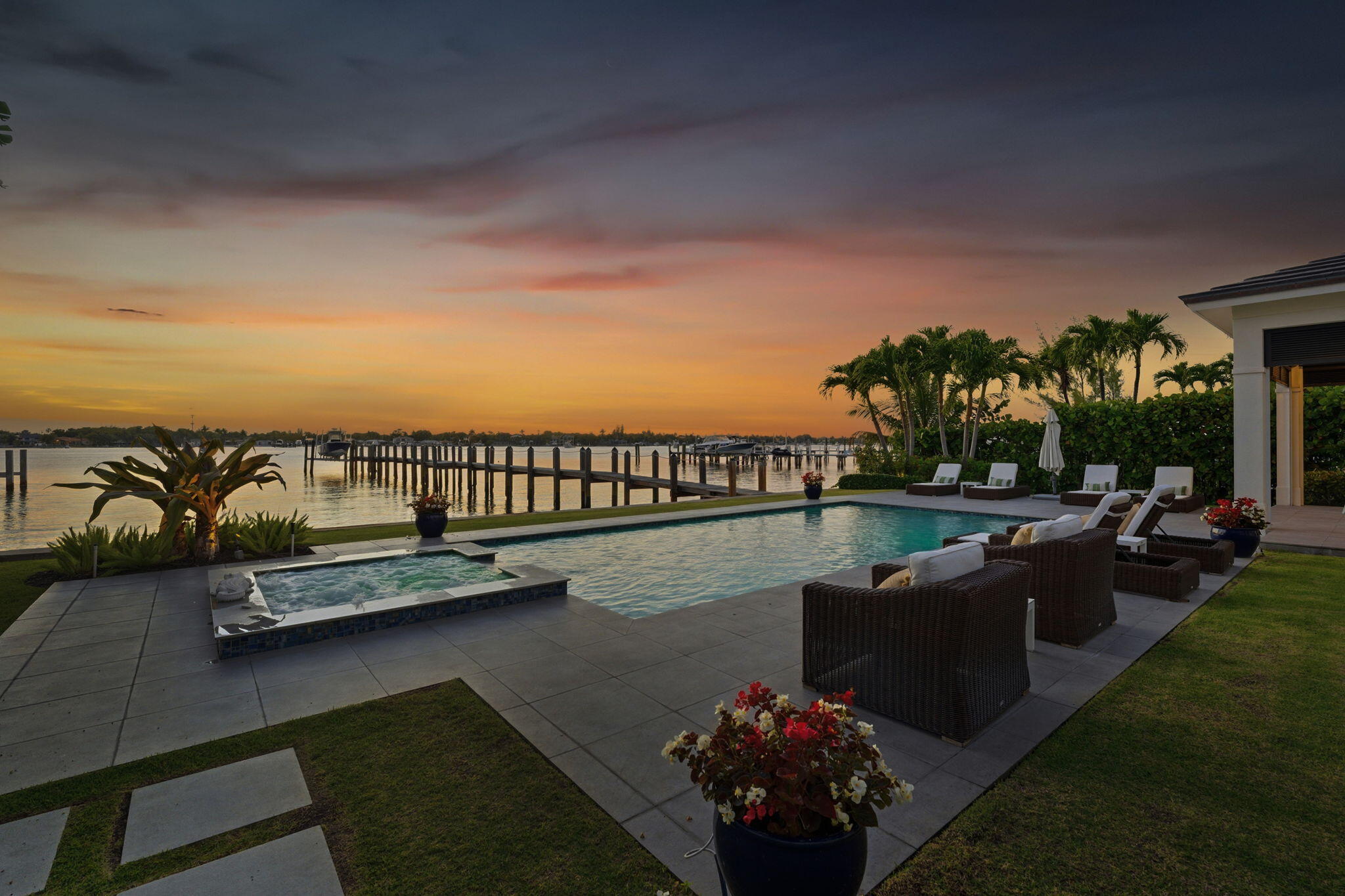 Hypoloxo Island - Residential