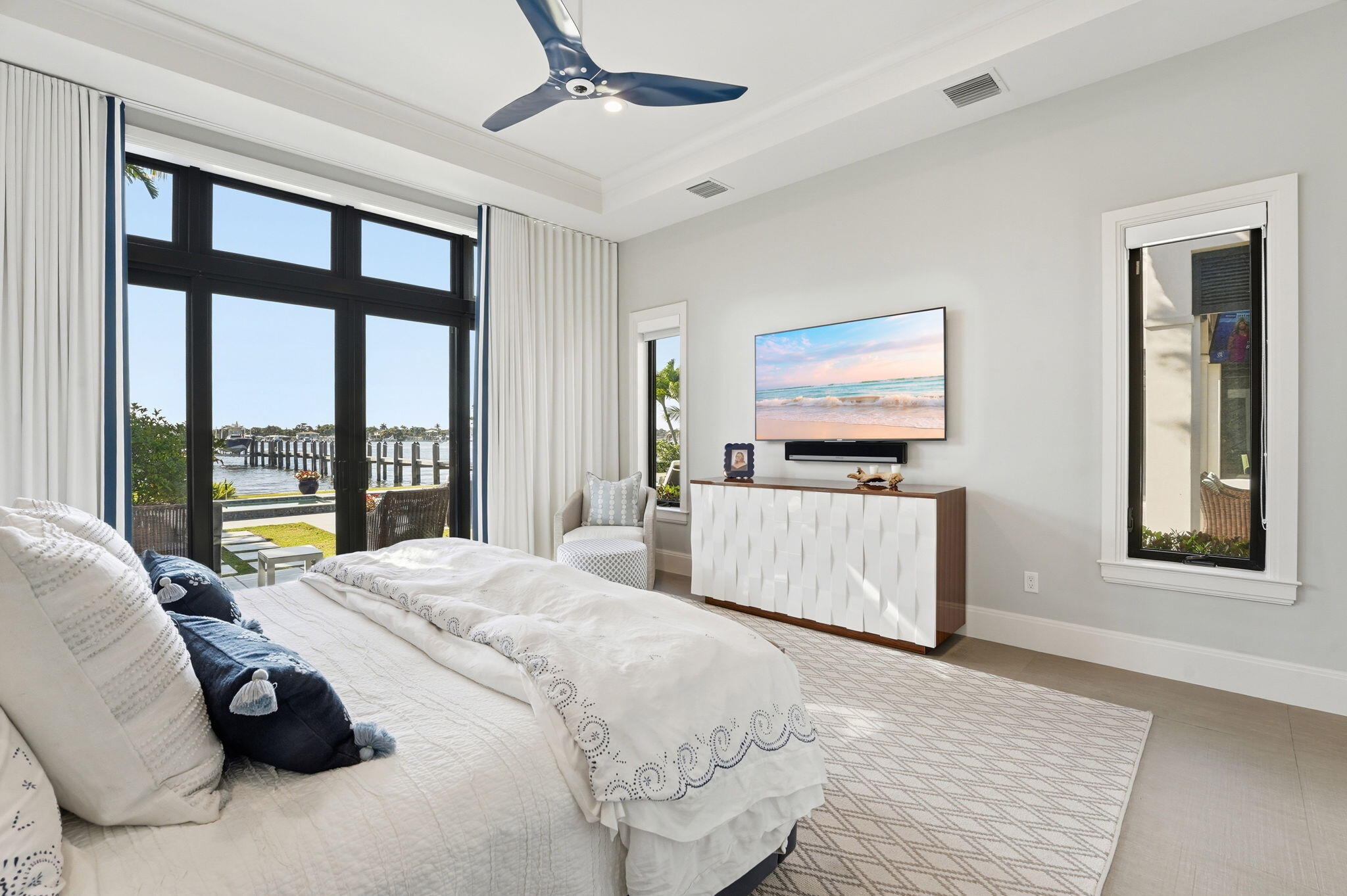 Hypoloxo Island - Residential