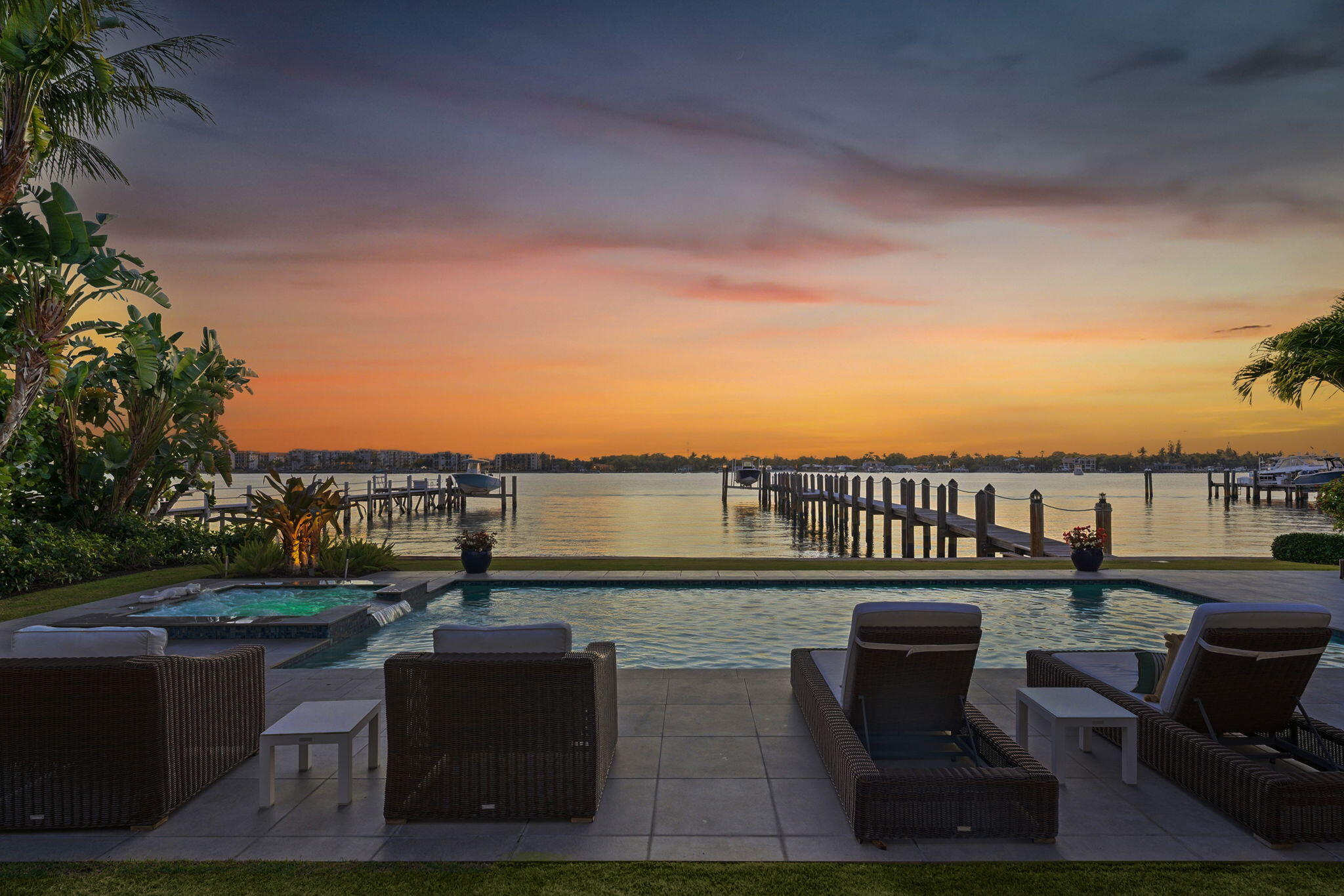 Hypoloxo Island - Residential