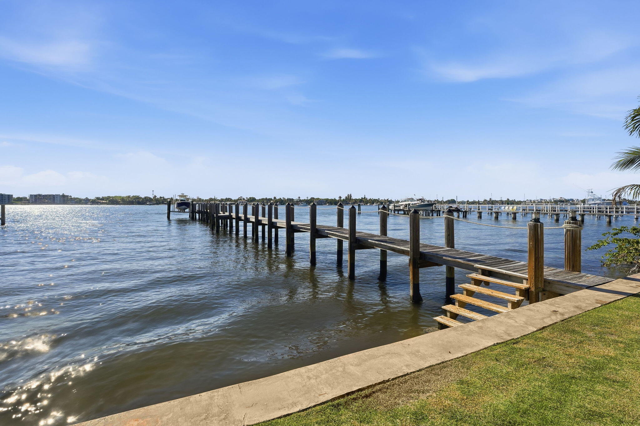 Hypoloxo Island - Residential