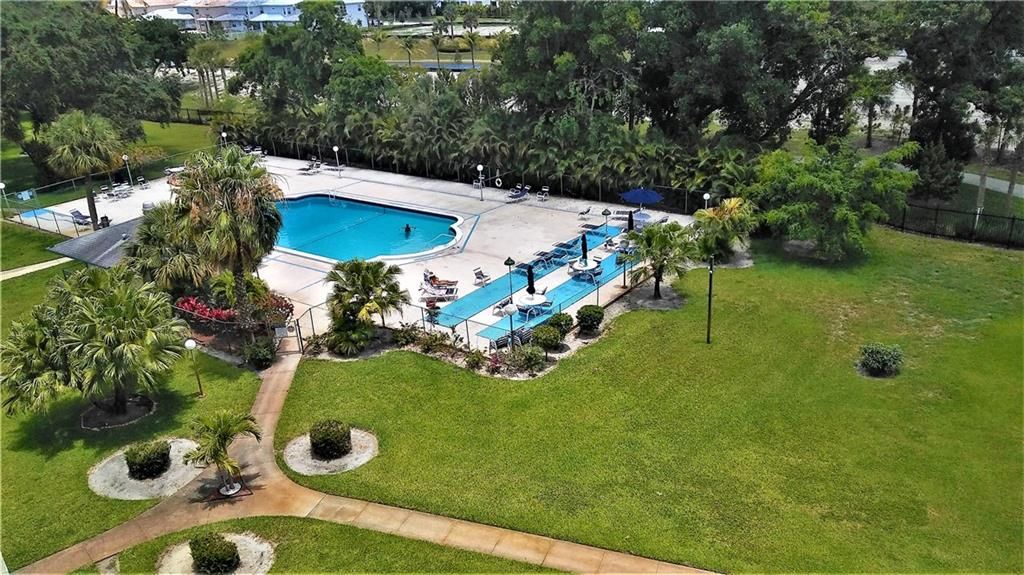 Photo of 4330 Hillcrest Dr #803, Hollywood, FL 33021 (MLS # F10303262)