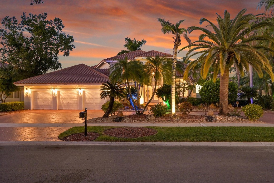 Eagle Trace - Residential