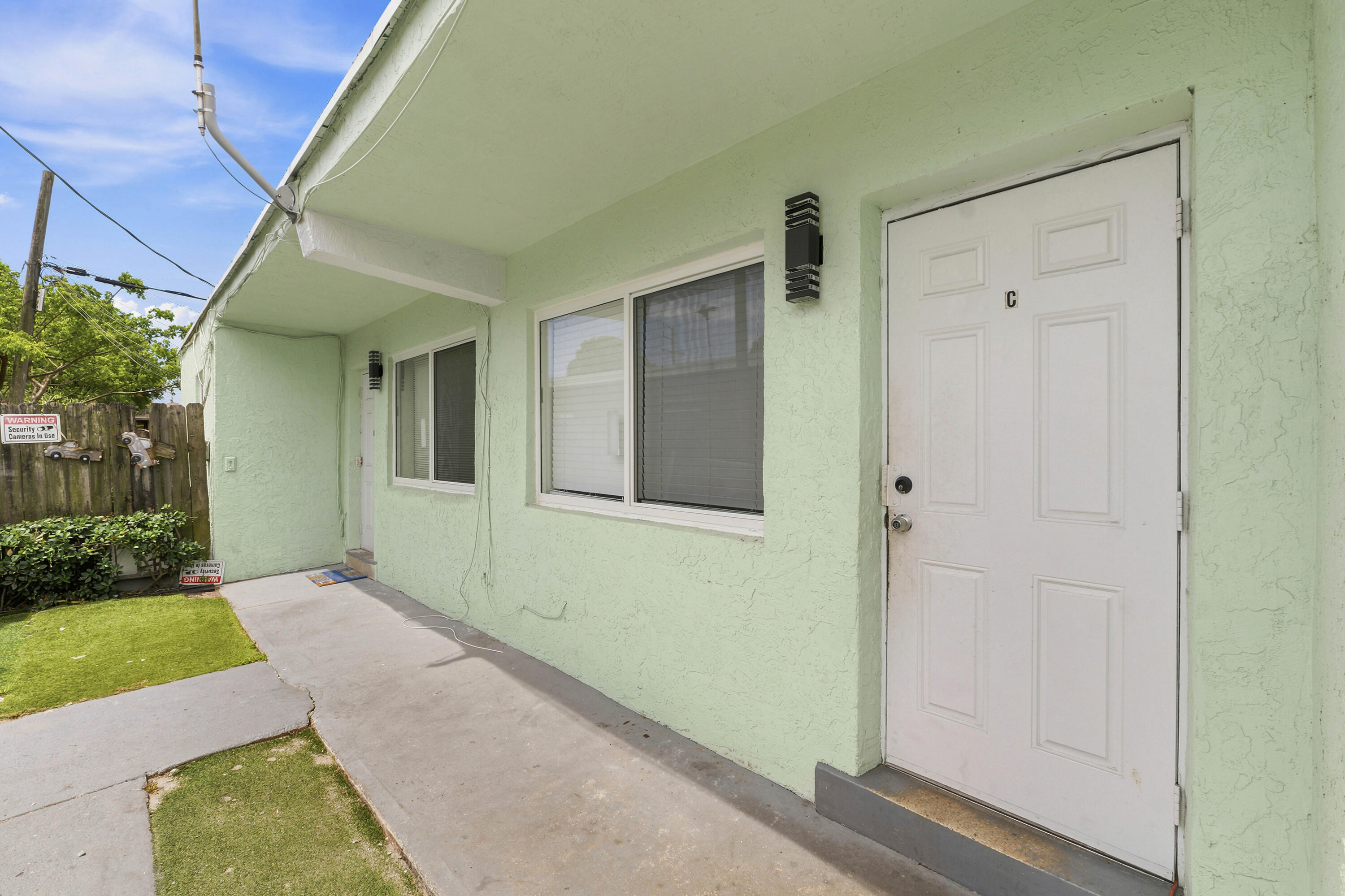 166 SW 3rd Street A-d