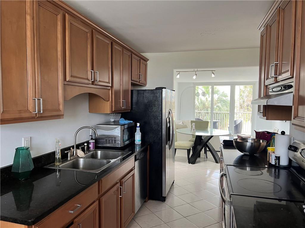 Coronado At Jacaranda Ph - Residential Lease