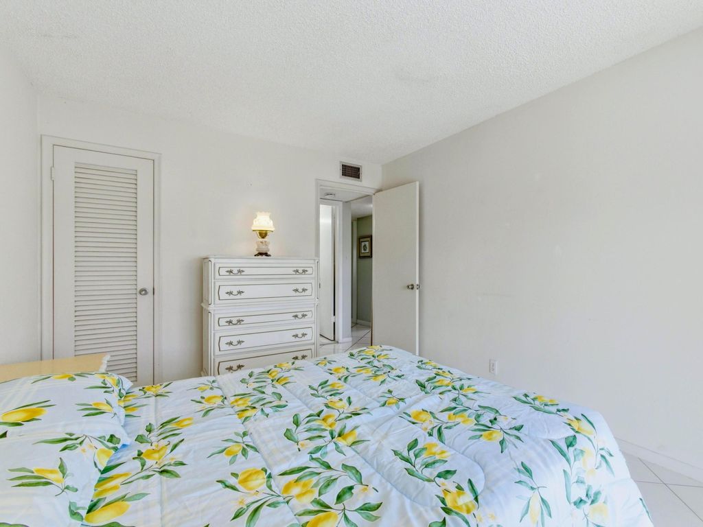 Photo of 680 W Horizons #212, Boynton Beach, FL 33435 (MLS # B26002146)