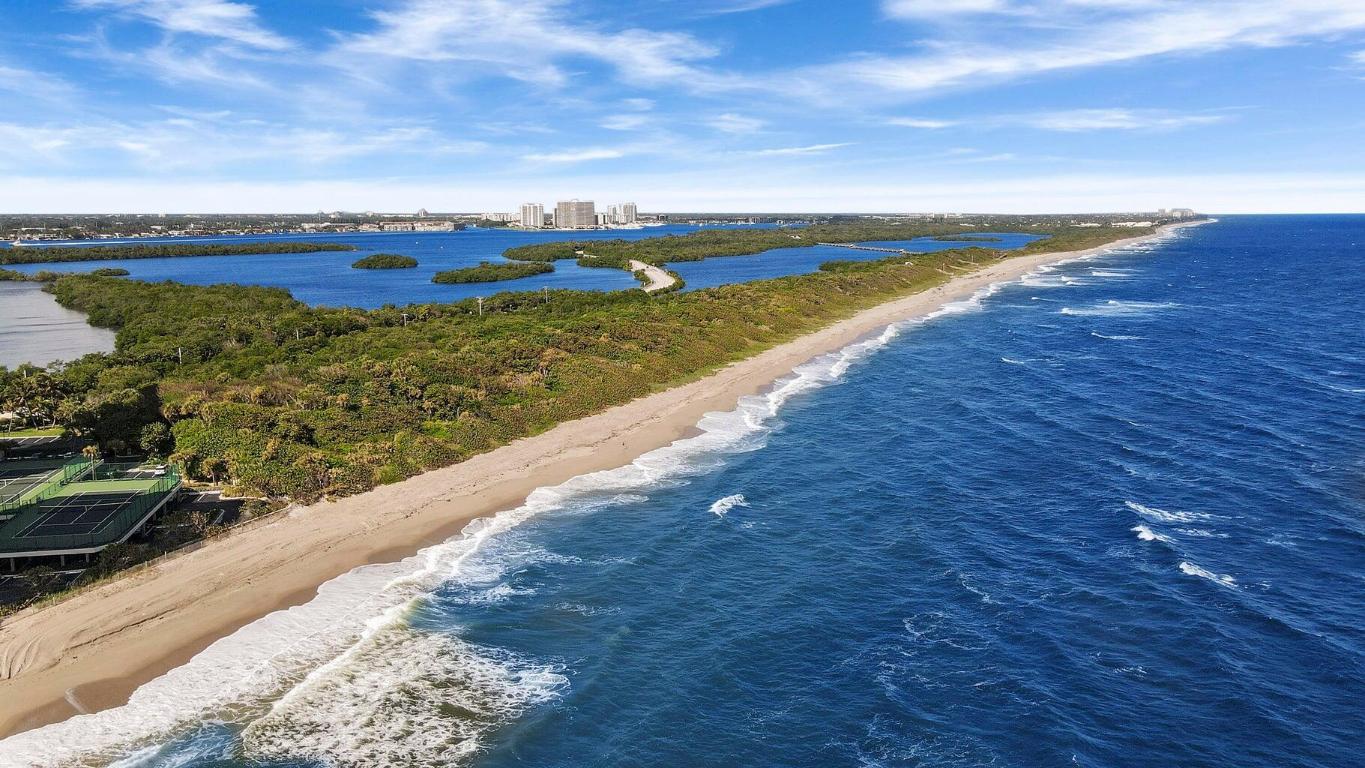 WATER GLADES CONDO - Residential Lease